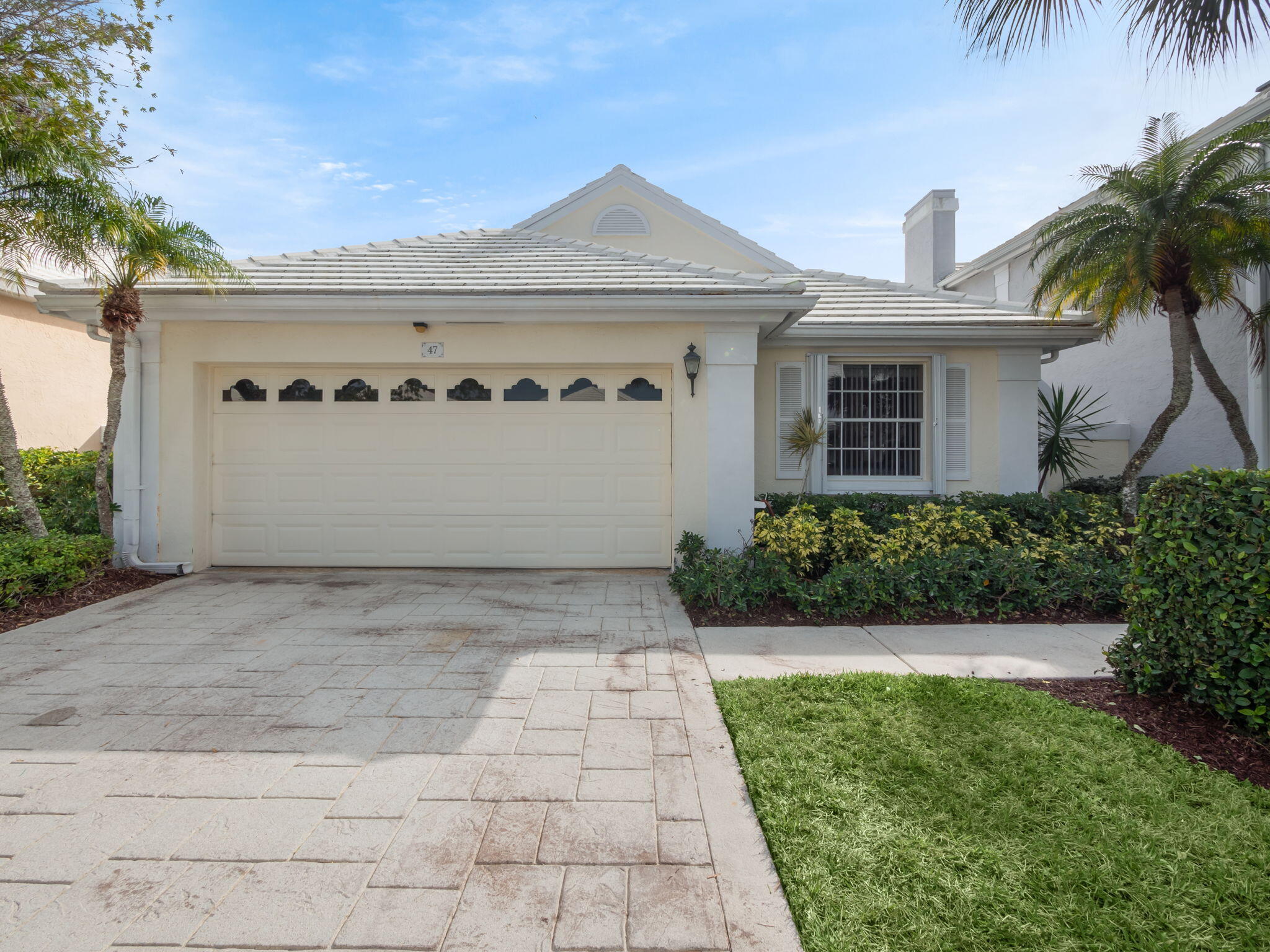 Property for Sale at 47 Windsor Lane, Palm Beach Gardens, Palm Beach County, Florida - Bedrooms: 3 
Bathrooms: 2  - $589,000