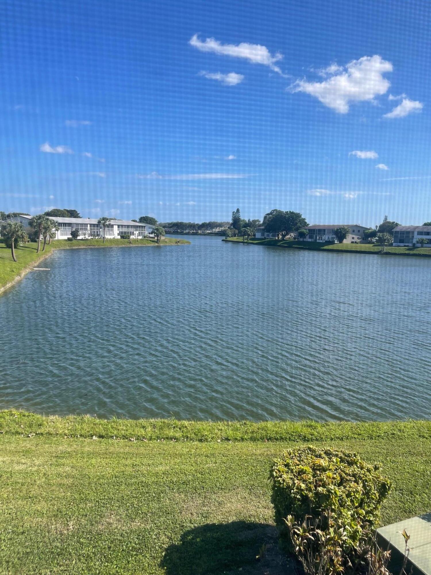 Property for Sale at 166 Chatham H, West Palm Beach, Palm Beach County, Florida - Bedrooms: 1 
Bathrooms: 1.5  - $99,000