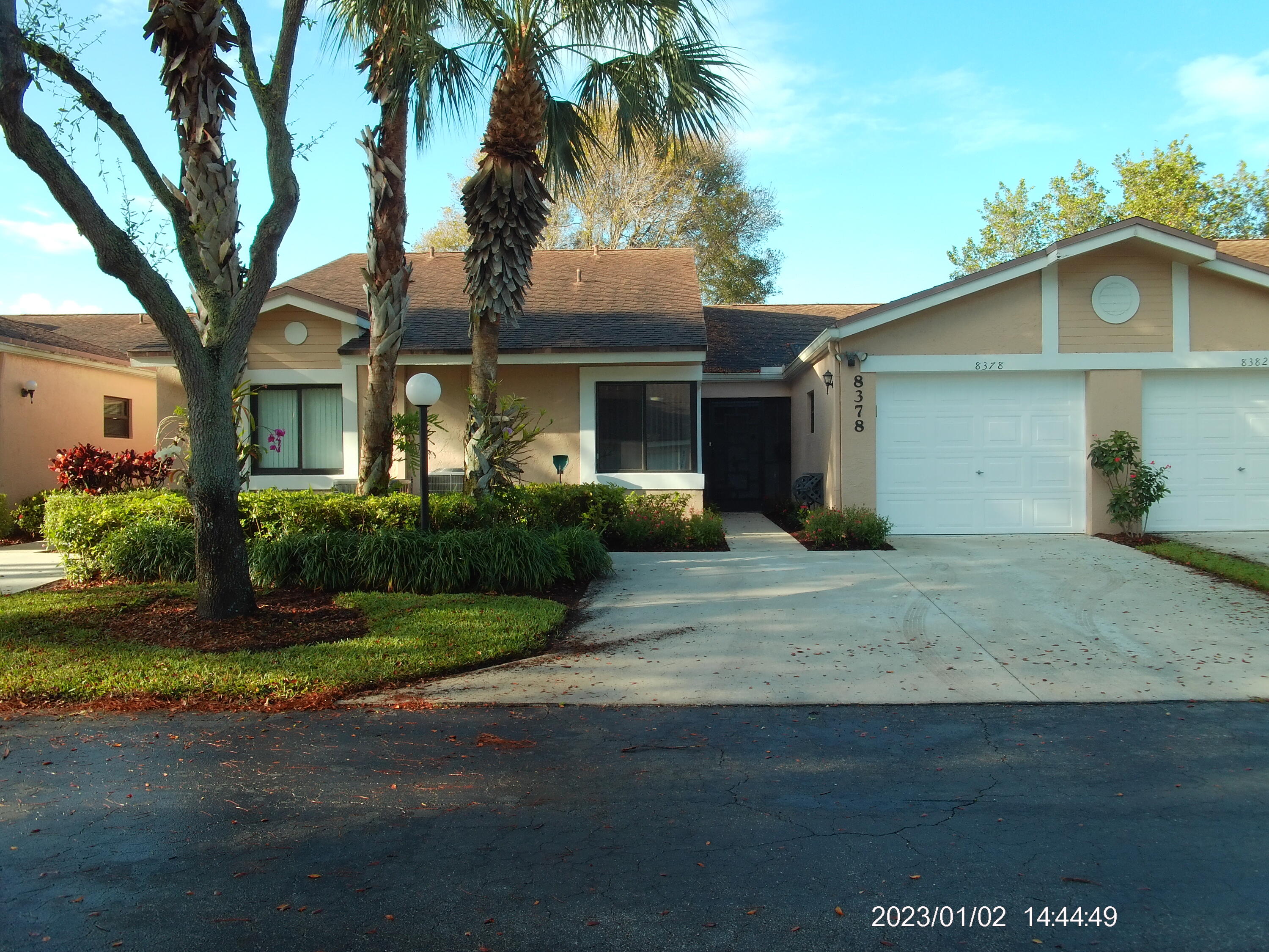 Property for Sale at 8378 Springlake Drive E, Boca Raton, Palm Beach County, Florida - Bedrooms: 2 
Bathrooms: 2  - $359,900