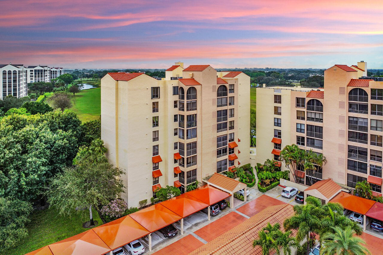 7129 Promenade Drive 102, Boca Raton, Palm Beach County, Florida - 3 Bedrooms  
2 Bathrooms - 