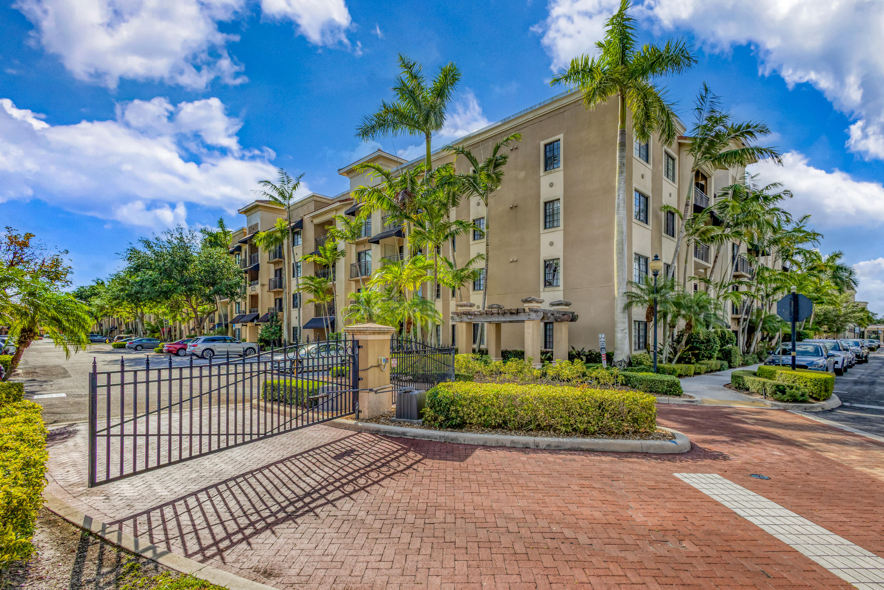 Property for Sale at 4907 Midtown Lane 1314, Palm Beach Gardens, Palm Beach County, Florida - Bedrooms: 3 
Bathrooms: 3  - $590,000