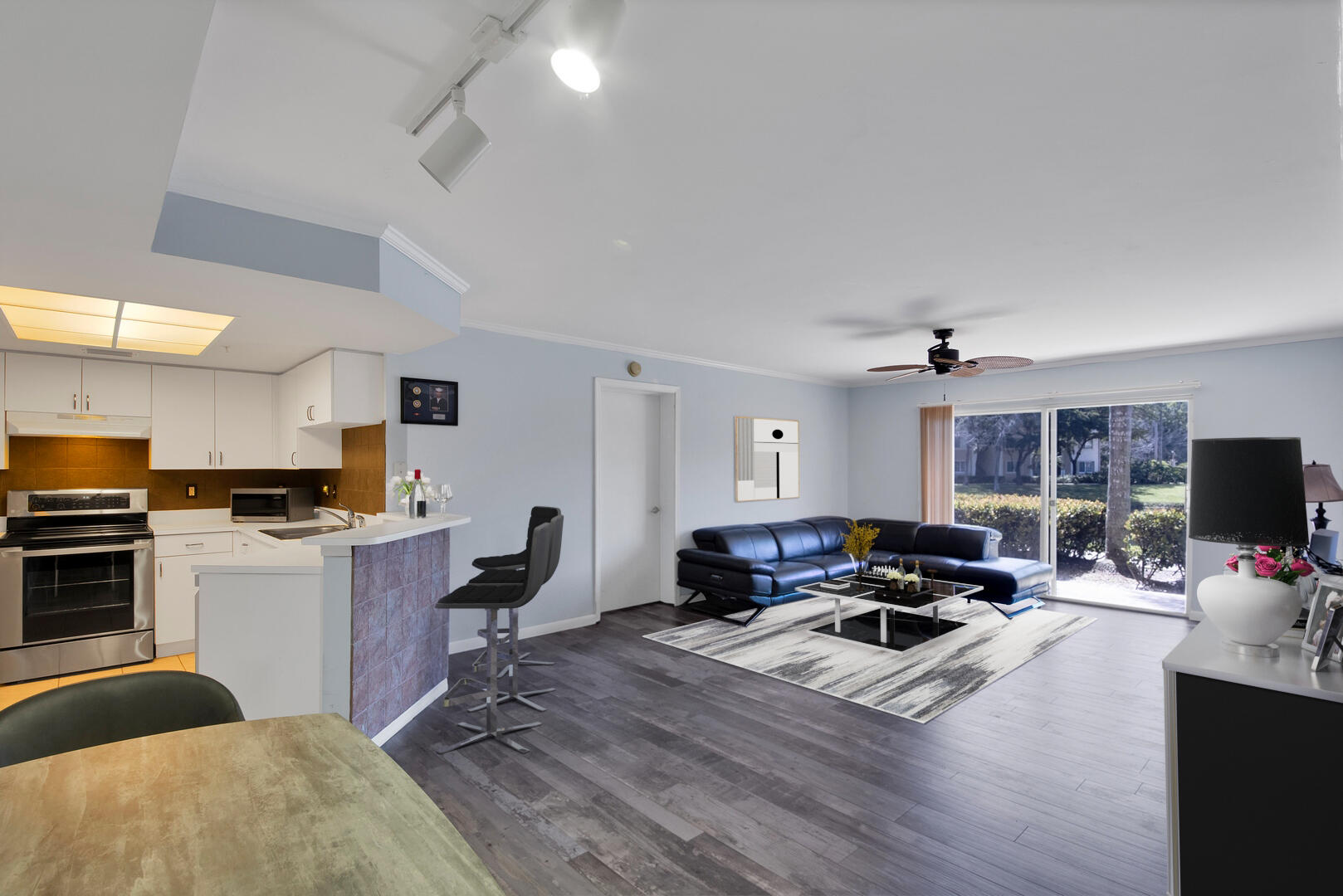 Listing image 8