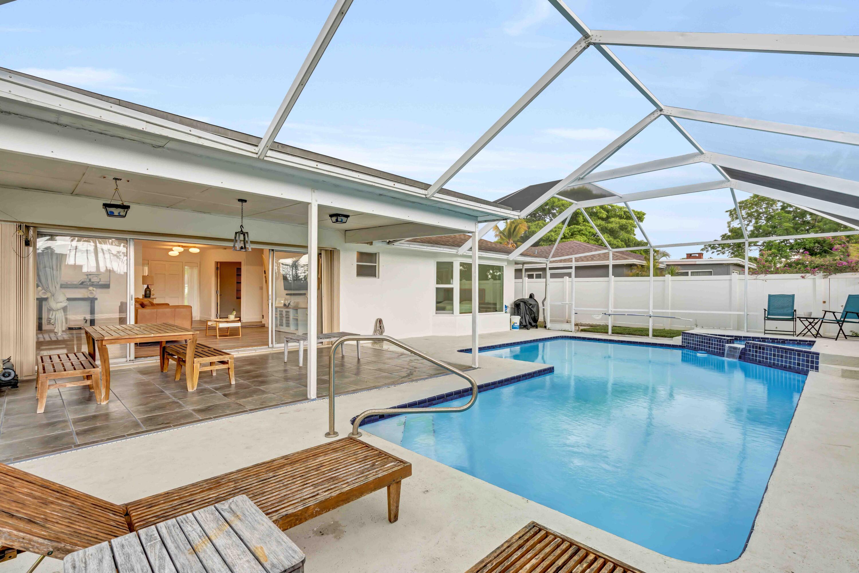 108 Timber Run, Riviera Beach, Palm Beach County, Florida - 3 Bedrooms  
2 Bathrooms - 