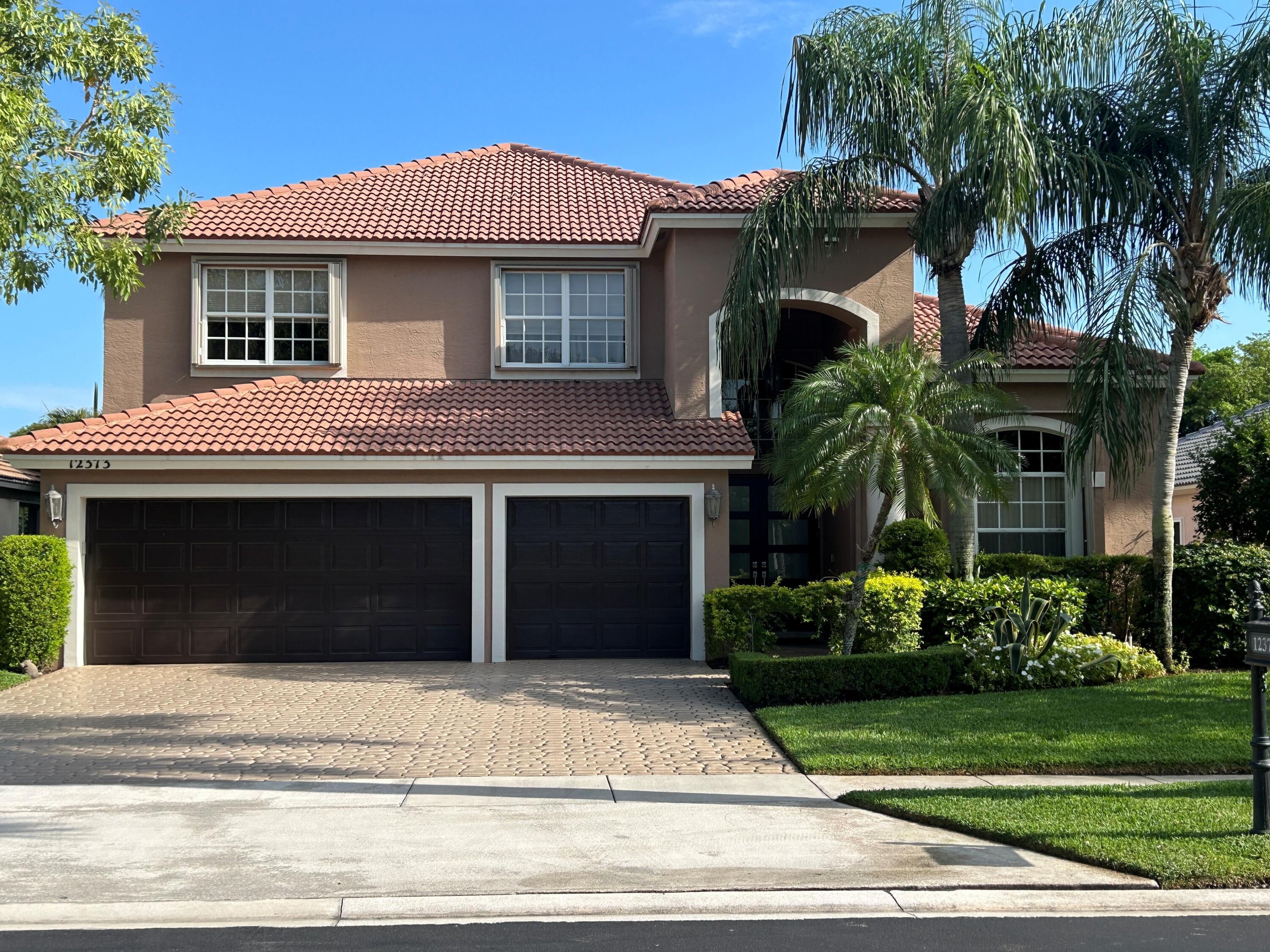 12373 Cascades Pointe Drive, Boca Raton, Palm Beach County, Florida - 5 Bedrooms  
3 Bathrooms - 