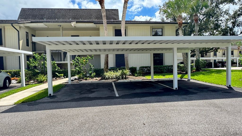Photo of 16 Plantation Drive #105, Vero Beach, FL 32966 (MLS # RX-11123235)
