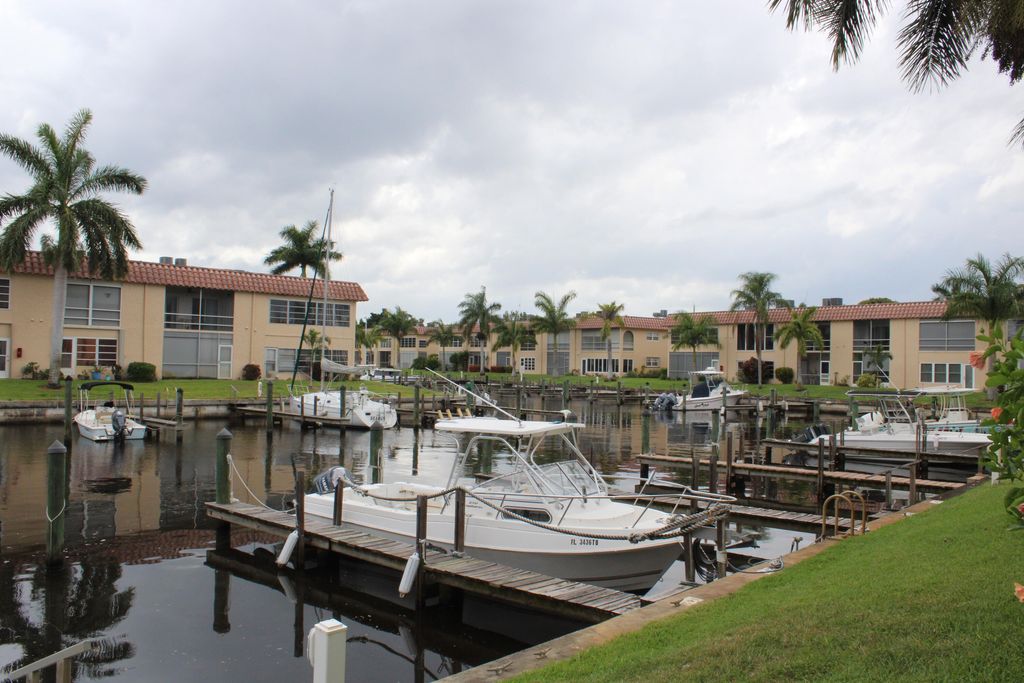 Photo of 2600 S Kanner Highway #Q7, Stuart, FL 34994 (MLS # RX-11090735)