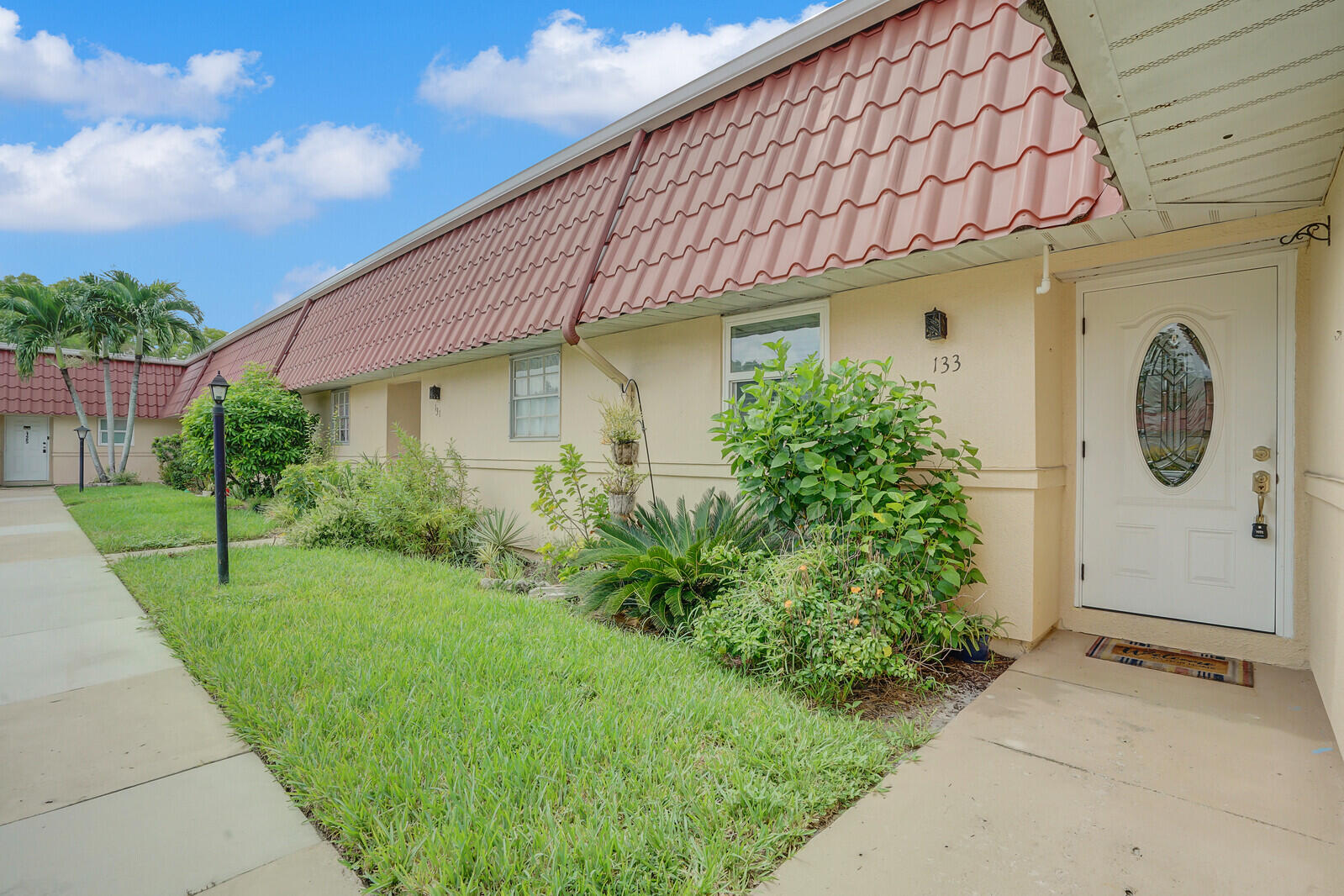 133 Amherst Lane, Lake Worth, Palm Beach County, Florida - 1 Bedrooms  
1.5 Bathrooms - 