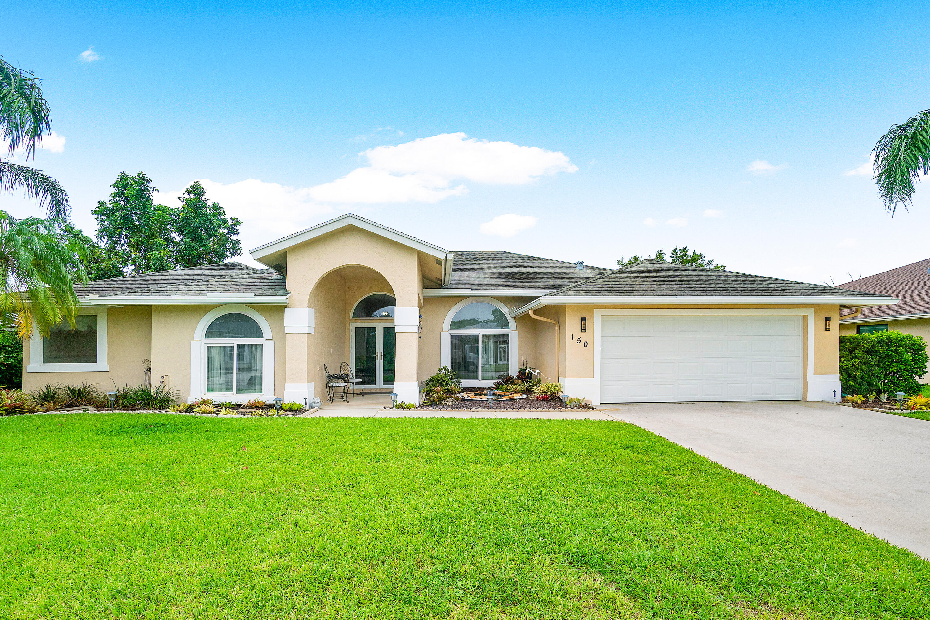 150 Monterey Way, Royal Palm Beach, Palm Beach County, Florida - 5 Bedrooms  
3 Bathrooms - 