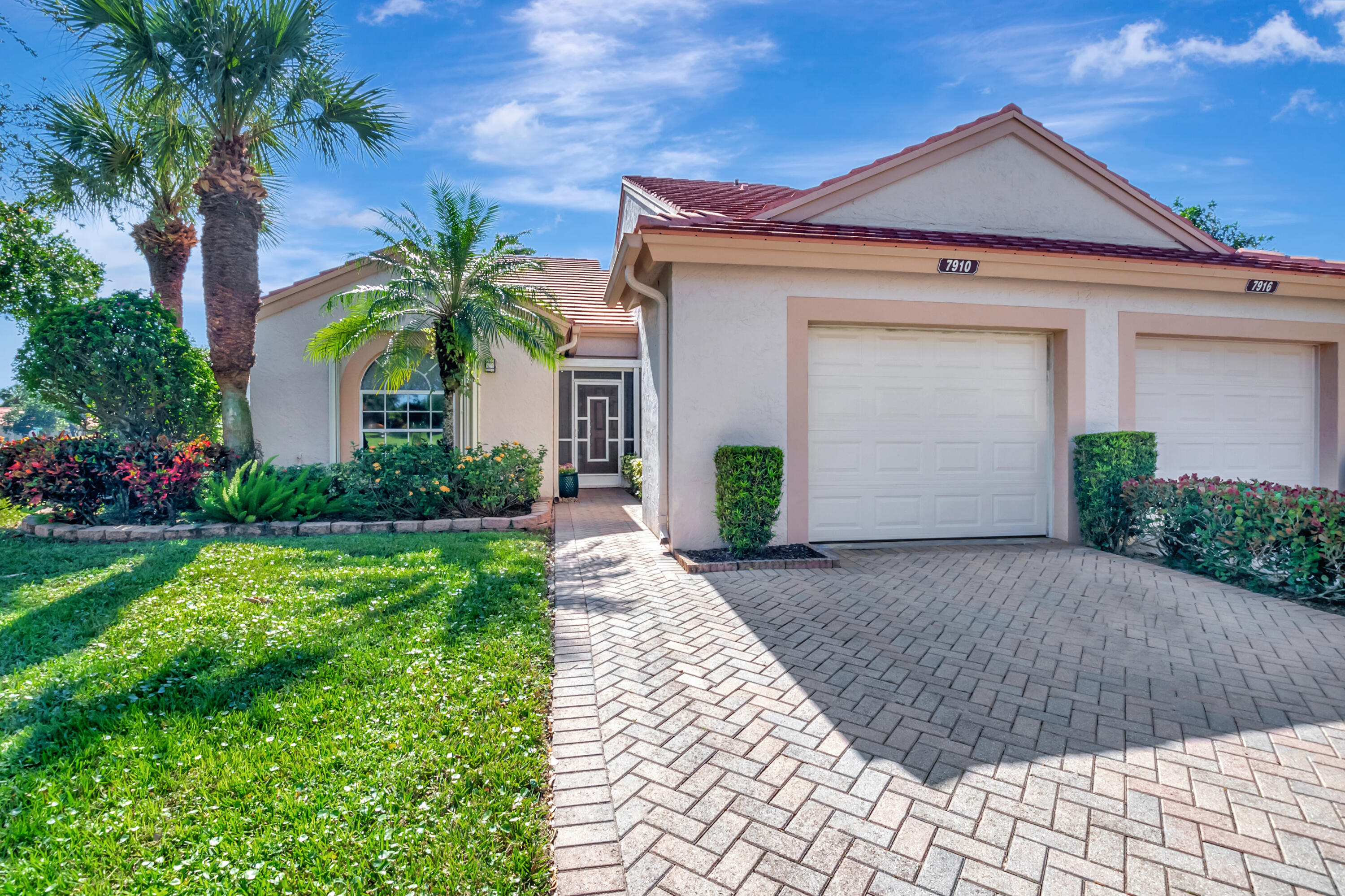 7910 Sandy Pointe Drive 198, Delray Beach, Palm Beach County, Florida - 2 Bedrooms  
2 Bathrooms - 