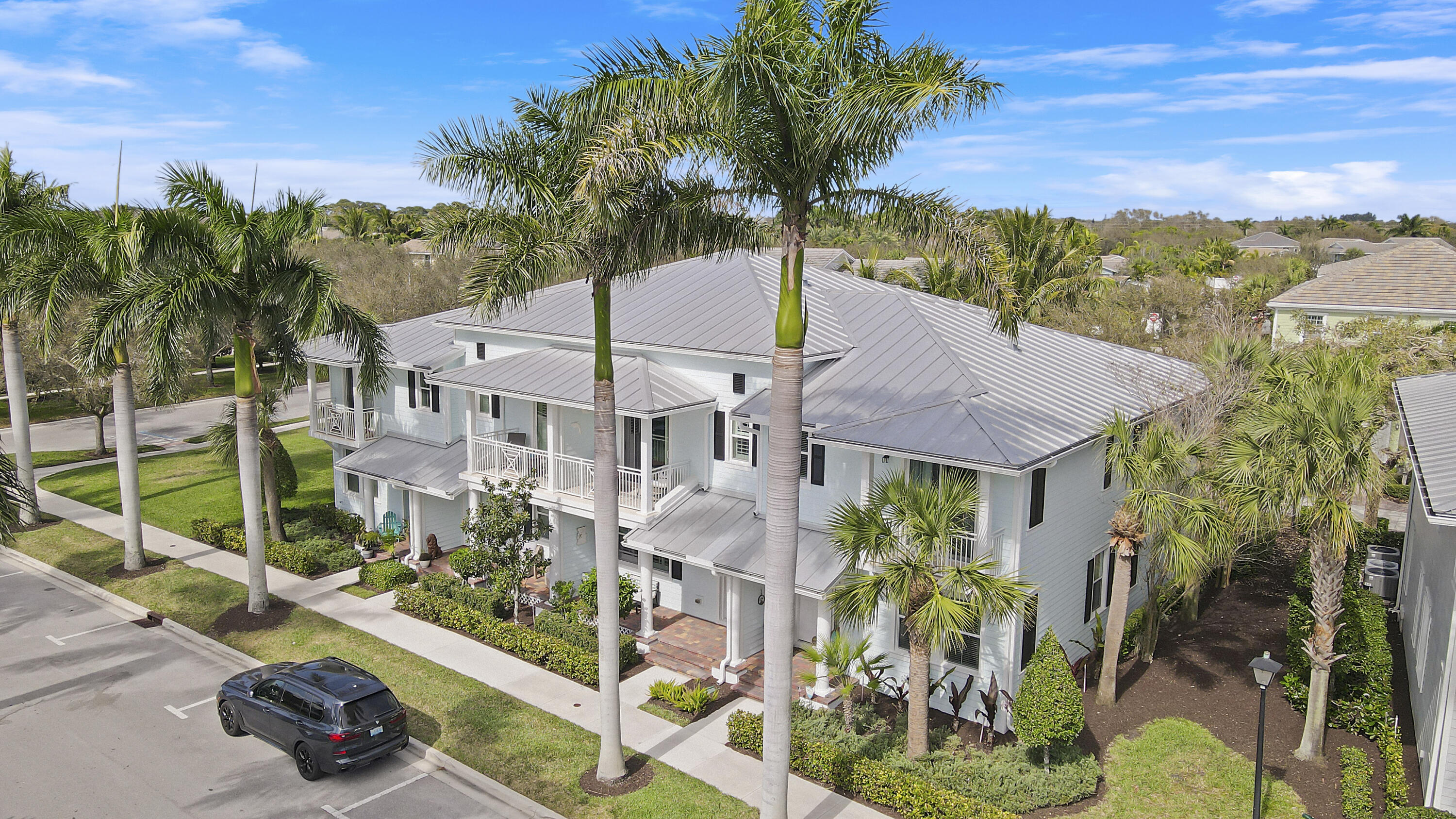 Property for Sale at 1227 N Community Drive, Jupiter, Palm Beach County, Florida - Bedrooms: 3 
Bathrooms: 2.5  - $570,000