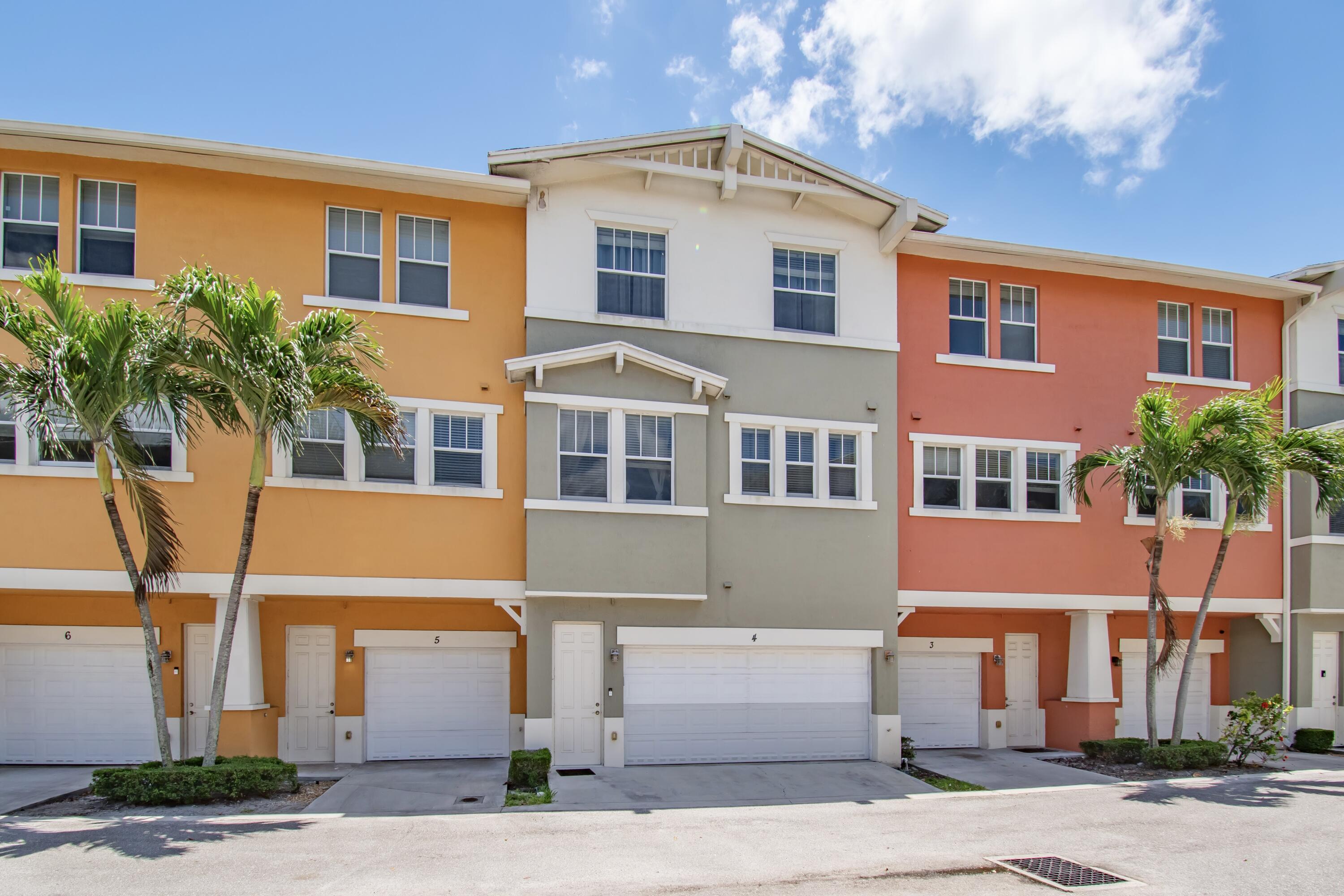 Property for Sale at 750 Millbrae Court 4, West Palm Beach, Palm Beach County, Florida - Bedrooms: 4 
Bathrooms: 3.5  - $560,000