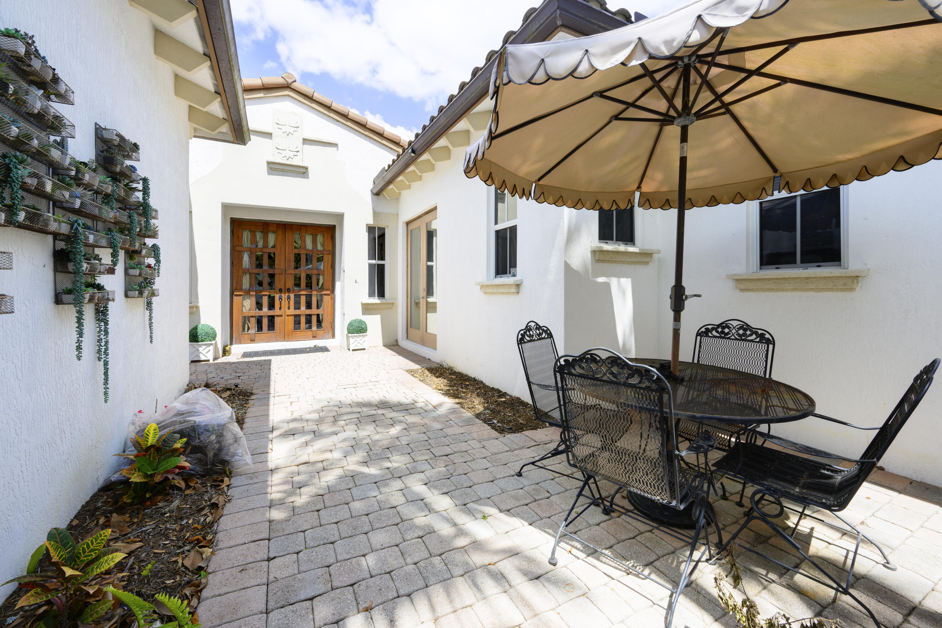 1081 Vintner Boulevard, Palm Beach Gardens, Palm Beach County, Florida - 3 Bedrooms  
3 Bathrooms - 