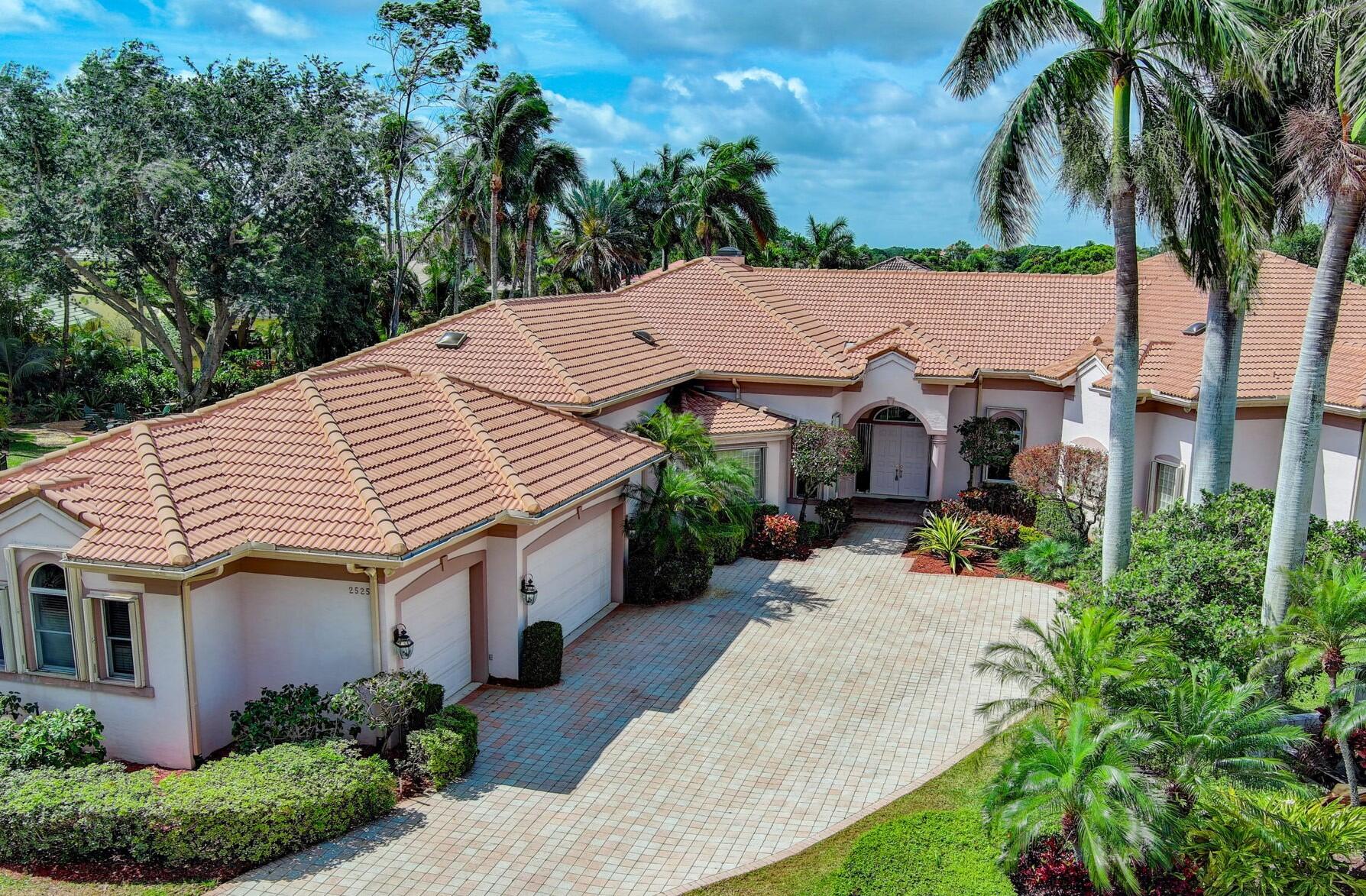 Property for Sale at 2525 Seminole Circle, West Palm Beach, Palm Beach County, Florida - Bedrooms: 4 
Bathrooms: 3.5  - $1,924,000