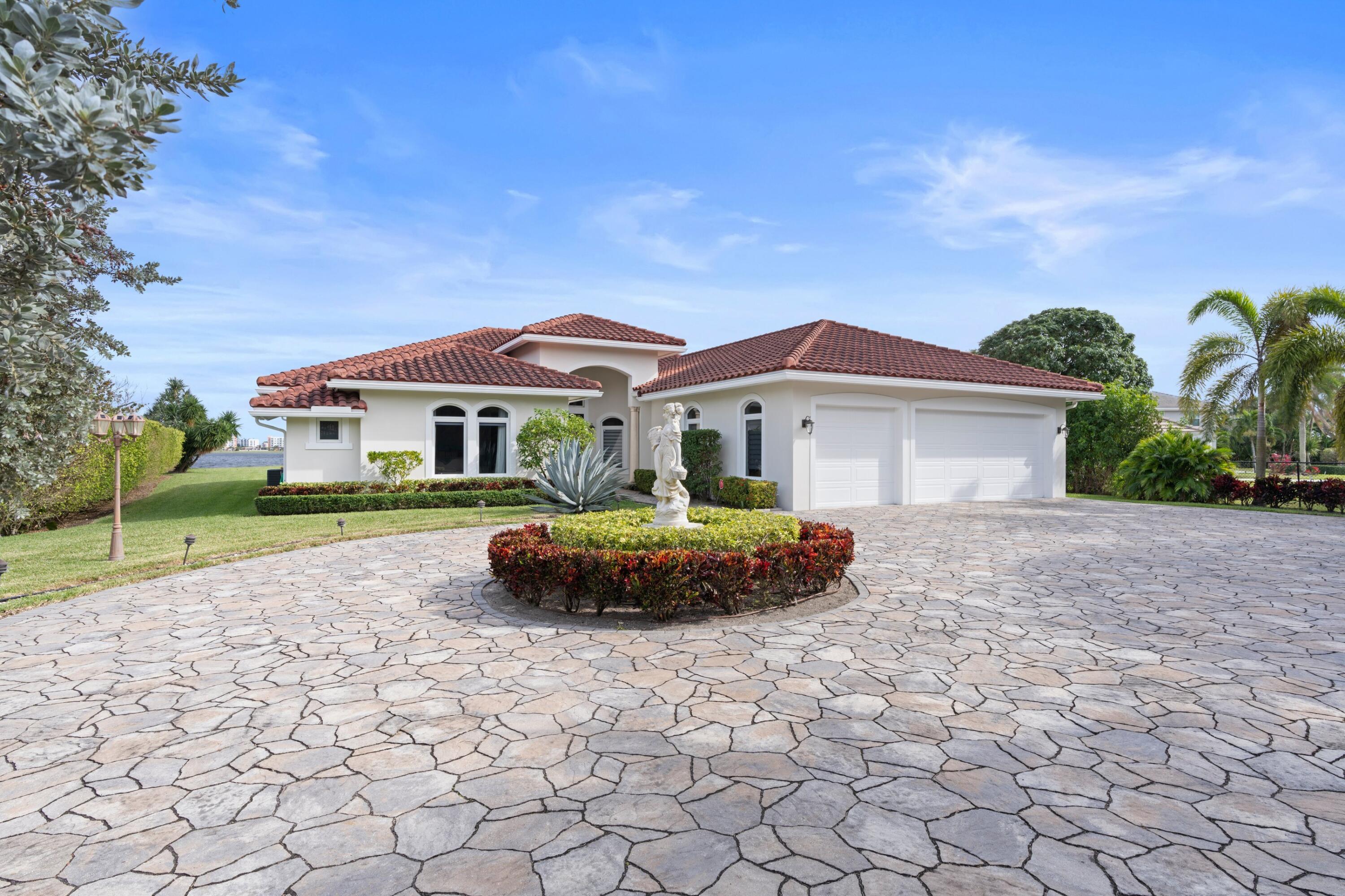 Property for Sale at 10 Firestone Circle, West Palm Beach, Palm Beach County, Florida - Bedrooms: 4 
Bathrooms: 4.5  - $2,595,000