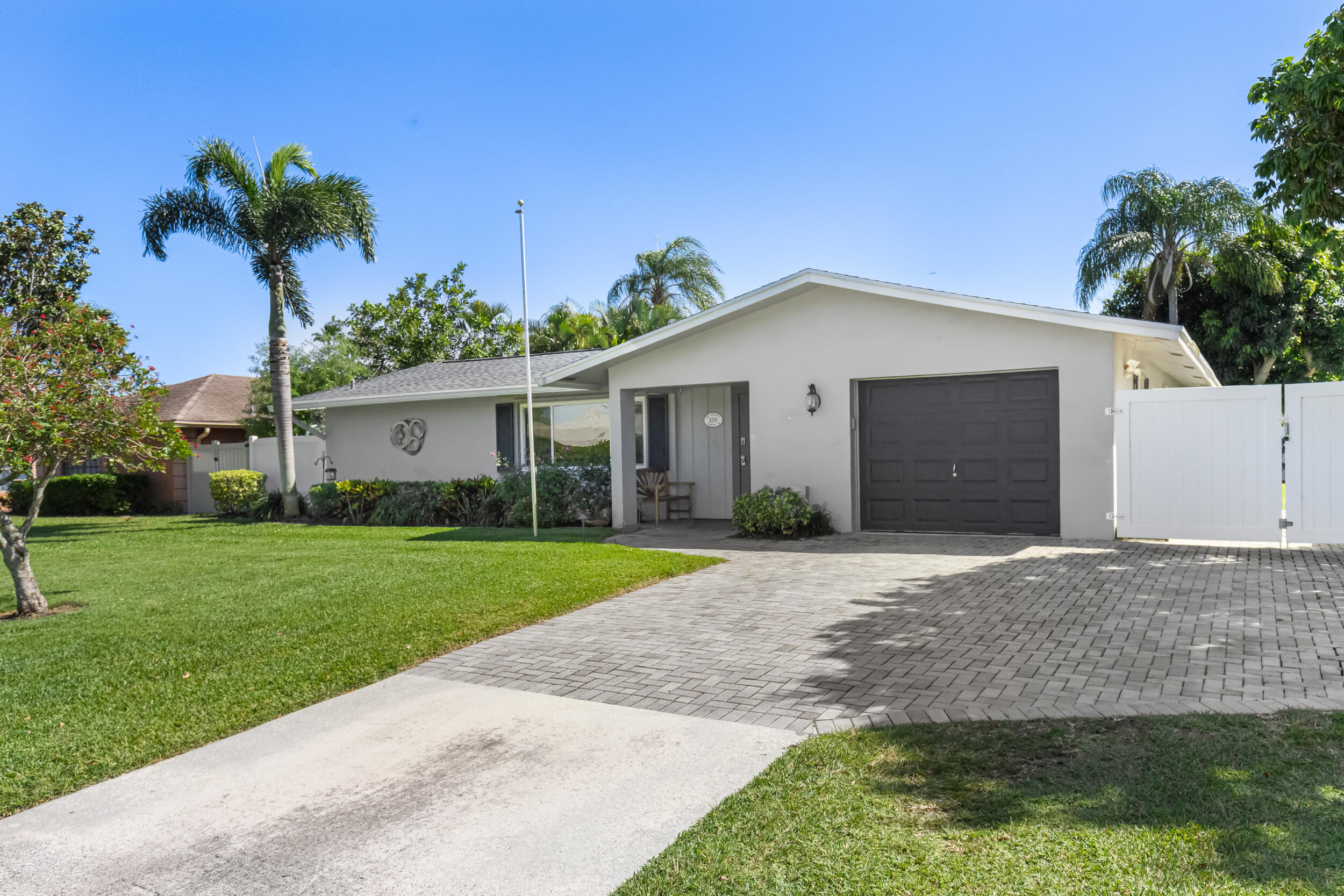 Property for Sale at 4256 Gardenia Drive, Palm Beach Gardens, Palm Beach County, Florida - Bedrooms: 3 
Bathrooms: 2  - $748,000