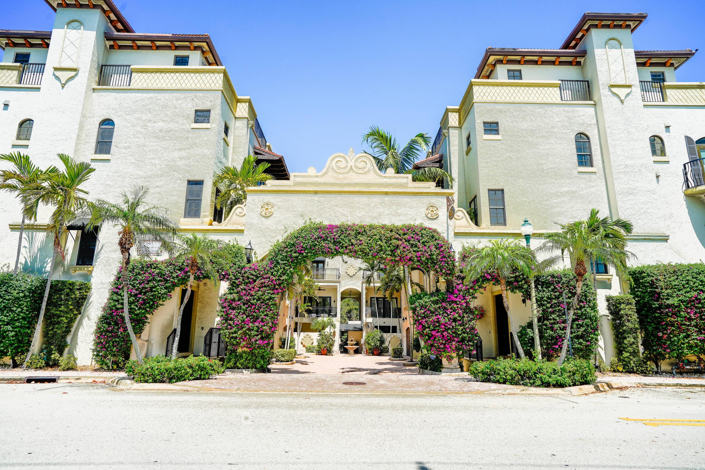Property for Sale at 65 Ne 4th Avenue I, Delray Beach, Palm Beach County, Florida - Bedrooms: 3 
Bathrooms: 3.5  - $1,900,000