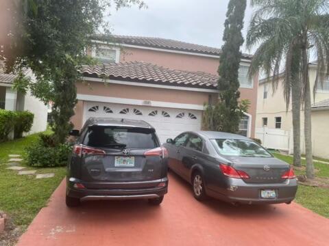 118 Rosewood Lane, Greenacres, Palm Beach County, Florida - 4 Bedrooms  
2.5 Bathrooms - 