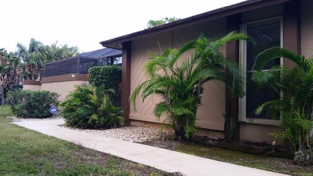 Photo of 117 Bent Arrow Drive #B, Jupiter, FL 33458 (MLS # RX-10890907)