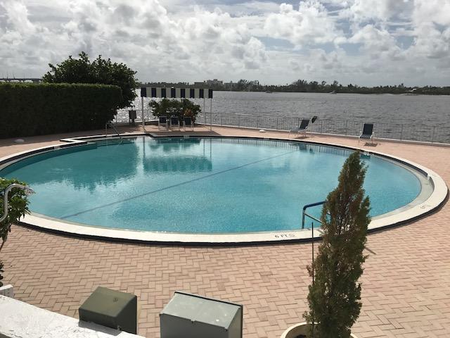 Photo 1 of 2773 S Ocean Boulevard 216, Palm Beach, Florida, $265,000, Web #: 10443834