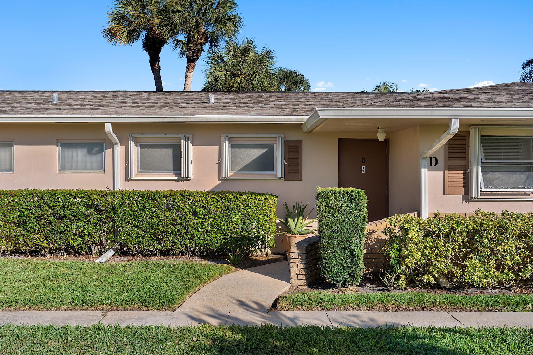 2557 Dudley Drive D, West Palm Beach, Palm Beach County, Florida - 1 Bedrooms  
1.5 Bathrooms - 