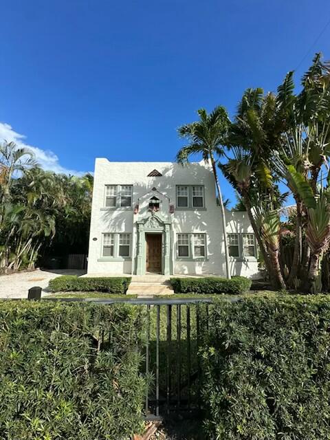 3504 S Olive Avenue, West Palm Beach, Palm Beach County, Florida - 4 Bedrooms  
3.5 Bathrooms - 