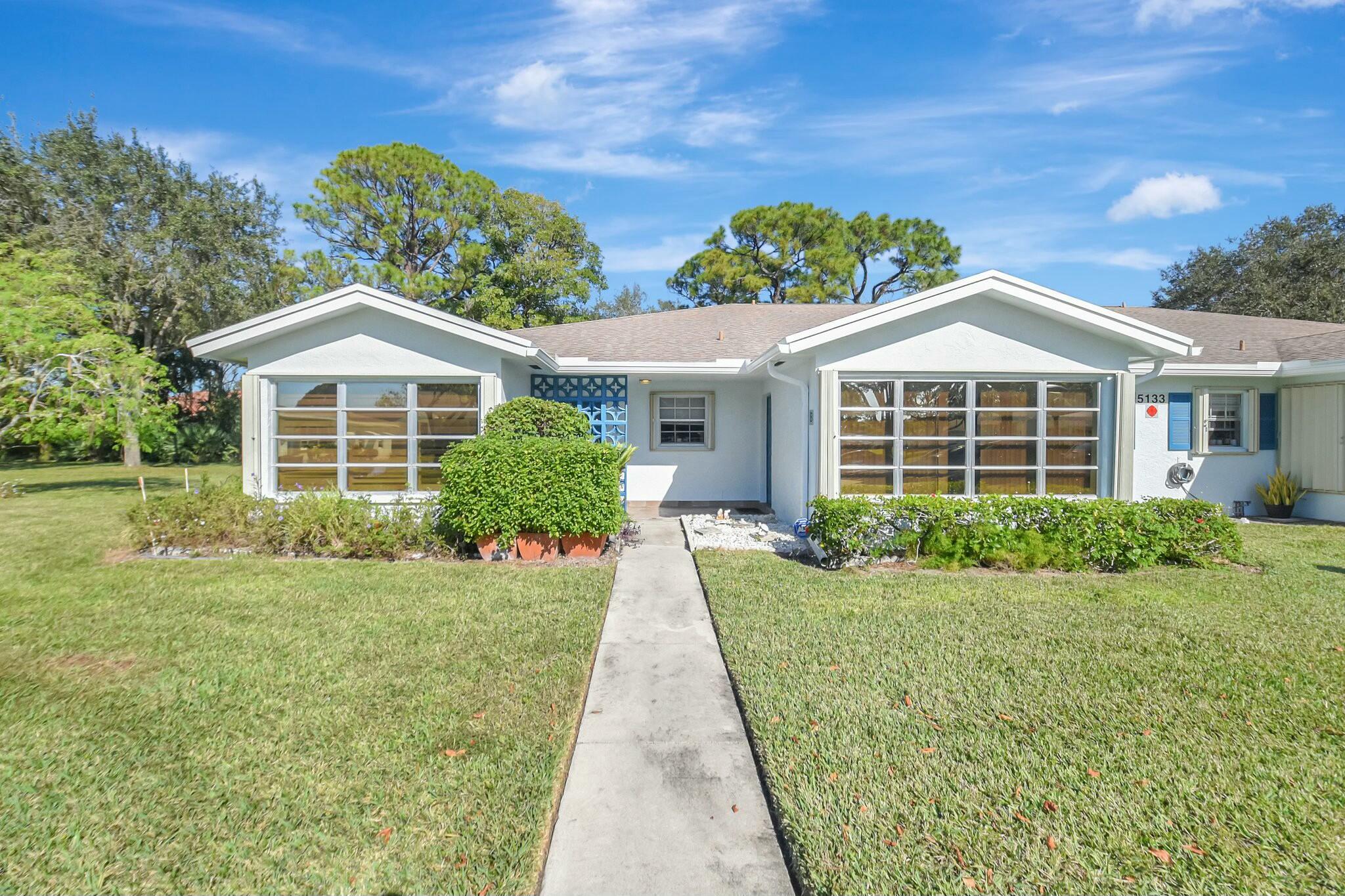 5133 Lakefront Boulevard B, Delray Beach, Palm Beach County, Florida - 1 Bedrooms  
2 Bathrooms - 