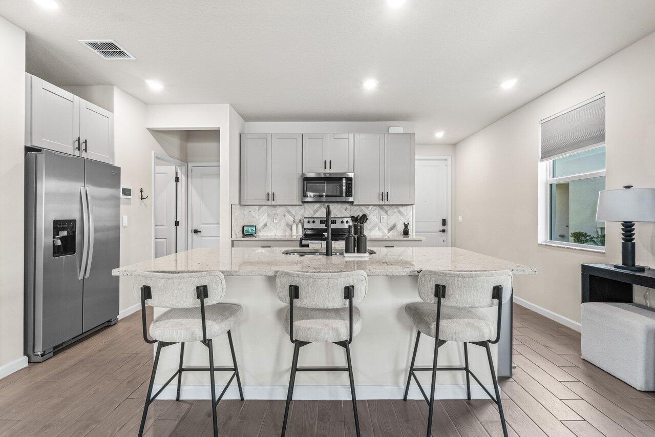 5612 Mentmore Drive, West Palm Beach, Palm Beach County, Florida - 3 Bedrooms  
2.5 Bathrooms - 