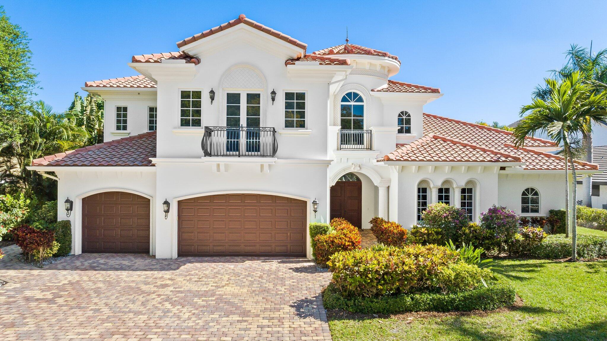 2885 Banyan Boulevard Circle, Boca Raton, Palm Beach County, Florida - 6 Bedrooms  
4.5 Bathrooms - 