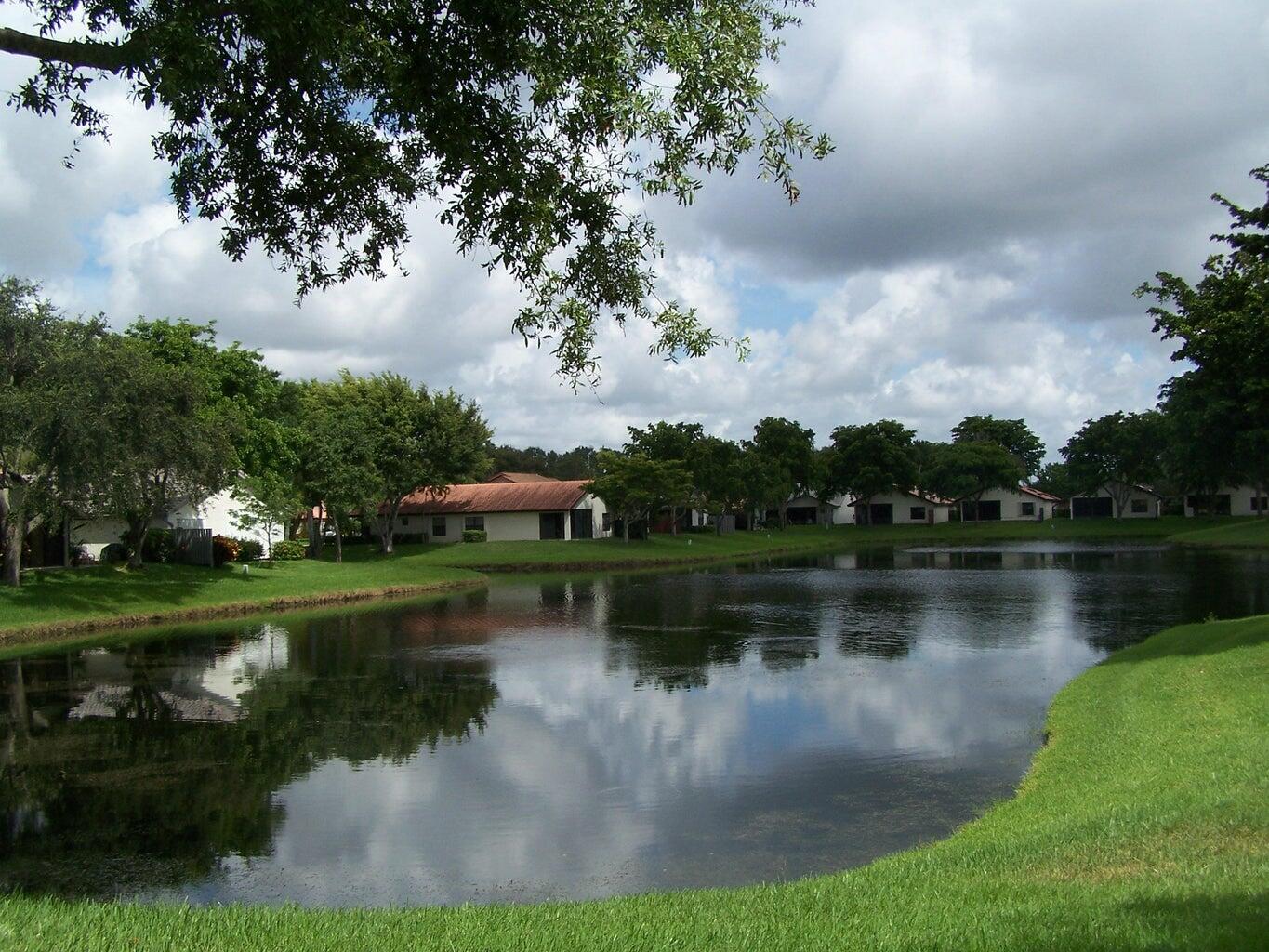 4951 Boxwood Circle, Boynton Beach, Palm Beach County, Florida - 3 Bedrooms  
2 Bathrooms - 