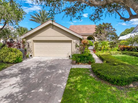 Photo of 153 Ridge Road, Jupiter, FL 33477 (MLS # RX-11121358)