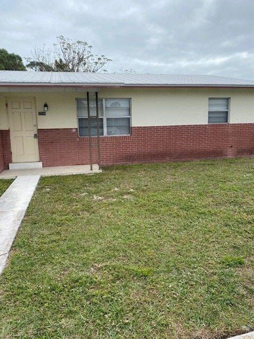 Photo of 2536 Seneca Avenue, Fort Pierce, FL 34946 (MLS # RX-11024092)