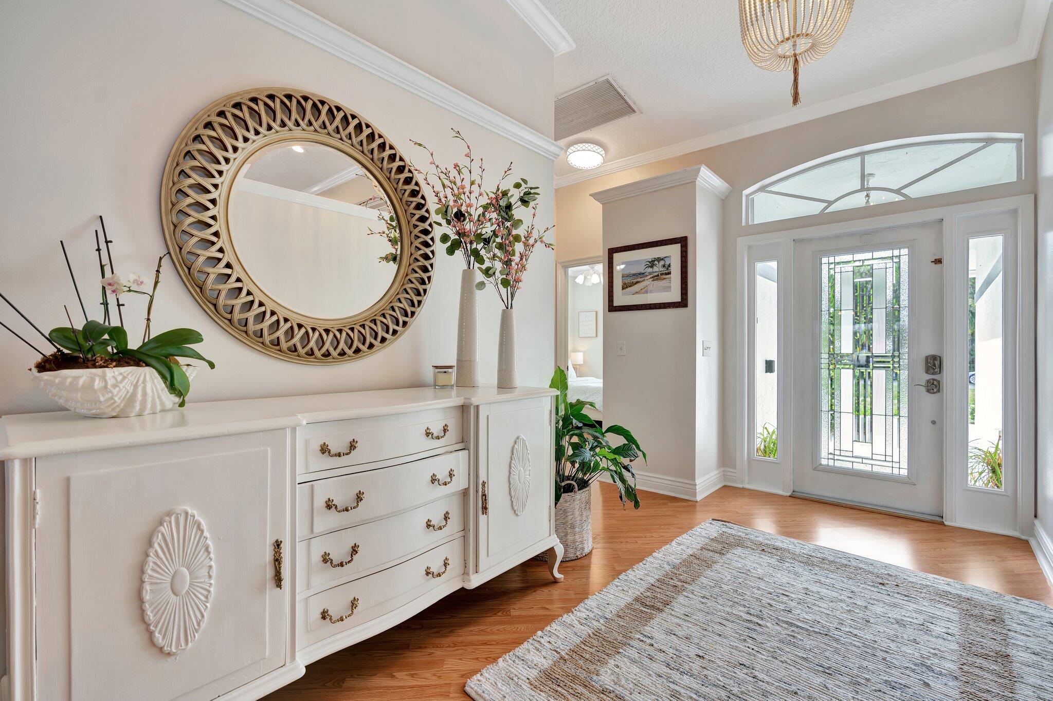 9897 Sandy Run, Jupiter, Palm Beach County, Florida - 5 Bedrooms  
3 Bathrooms - 