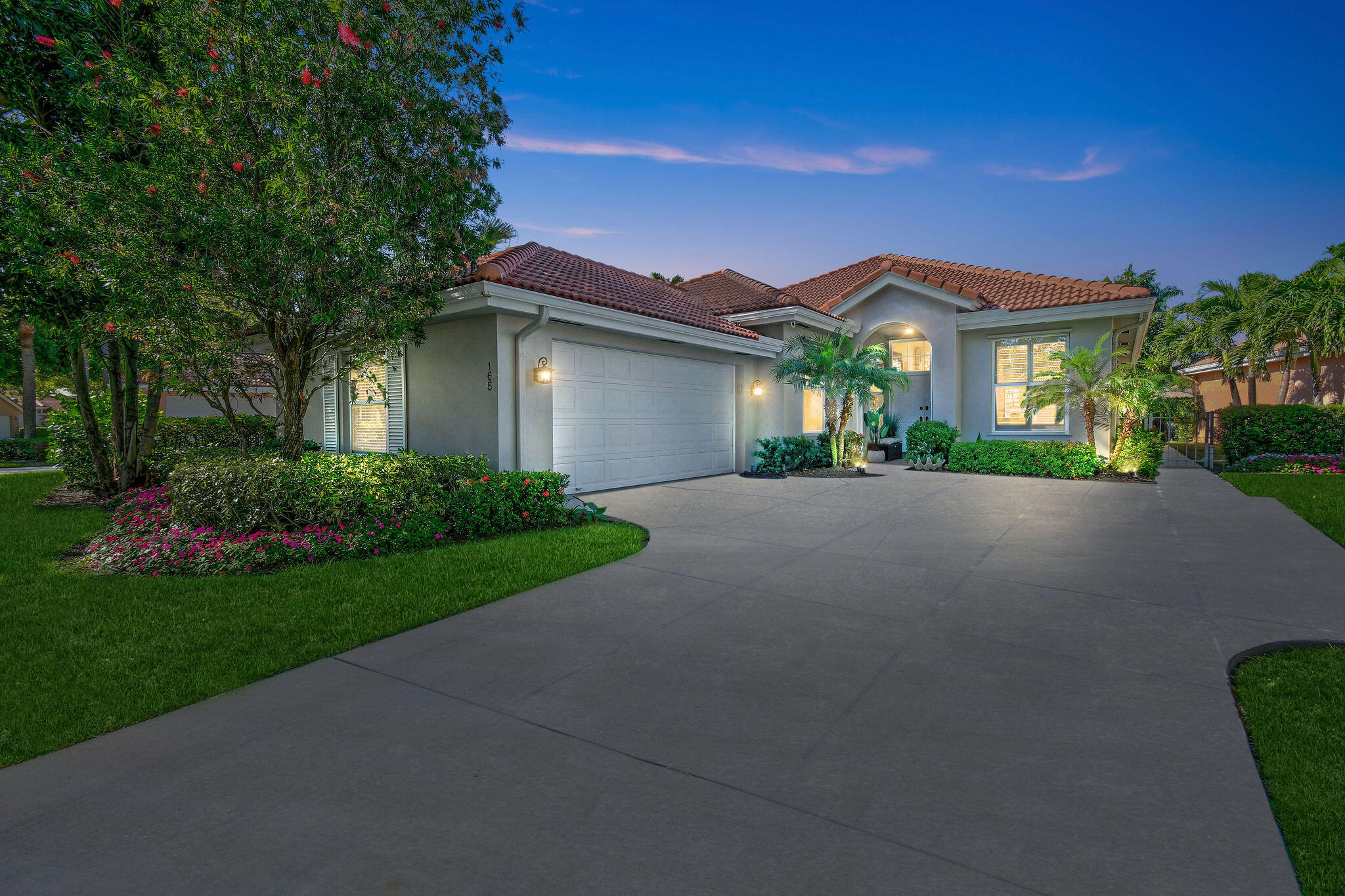 165 Hampton Place, Jupiter, Palm Beach County, Florida - 3 Bedrooms  
2 Bathrooms - 