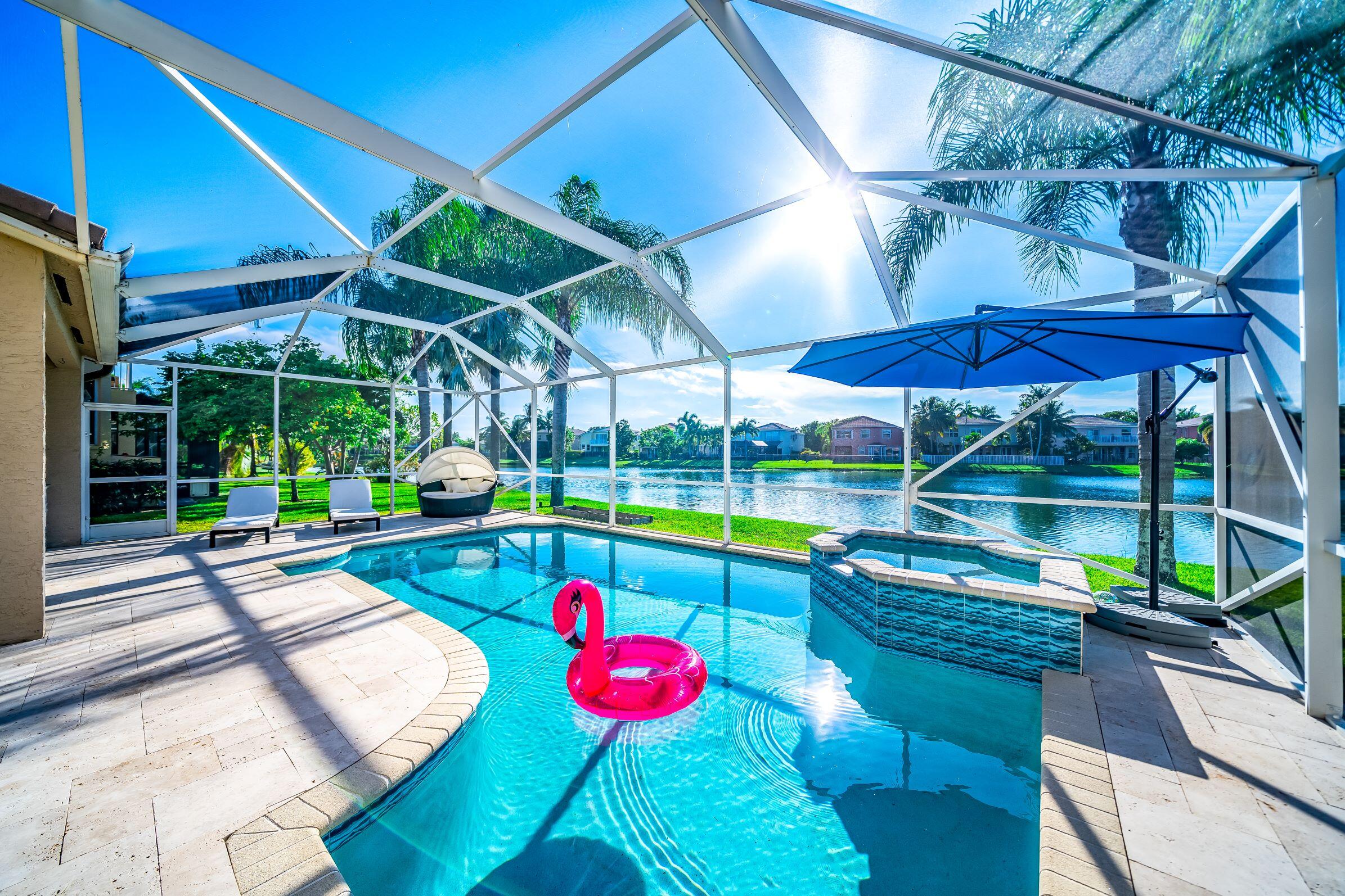 8967 Alexandra Circle, Wellington, Palm Beach County, Florida - 5 Bedrooms  
2.5 Bathrooms - 