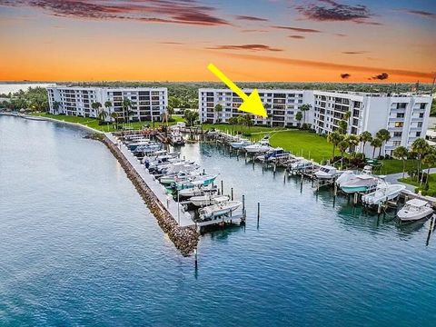 Photo of 1648 Jupiter Cove Drive #210, Jupiter, FL 33469 (MLS # RX-11129369)