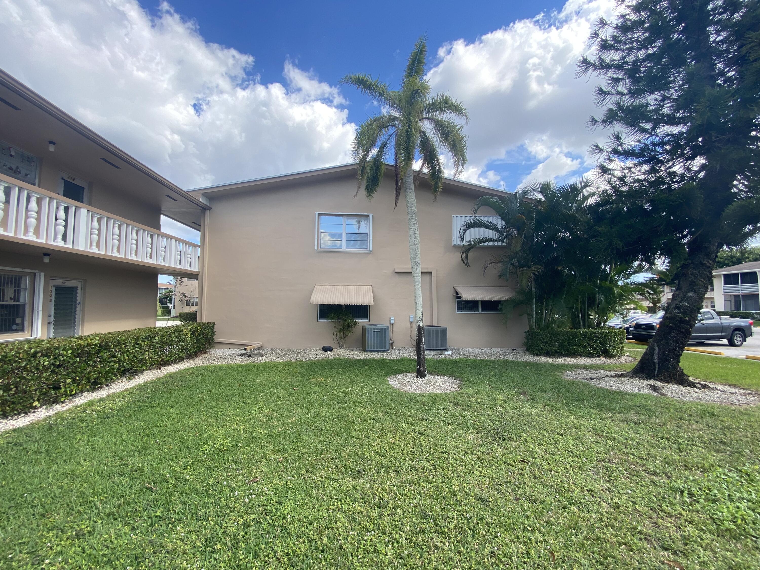 Property for Sale at 113 Norwich E, West Palm Beach, Palm Beach County, Florida - Bedrooms: 1 
Bathrooms: 1.5  - $139,900