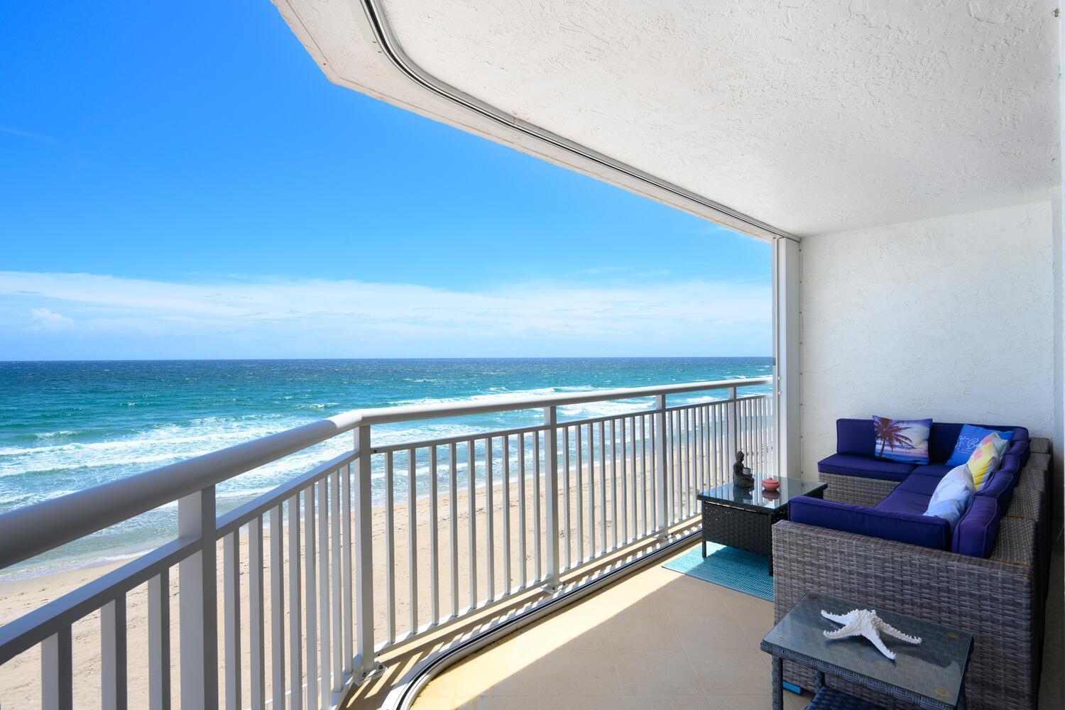 3600 S Ocean Boulevard 303, South Palm Beach, Palm Beach County, Florida - 3 Bedrooms  
2.5 Bathrooms - 