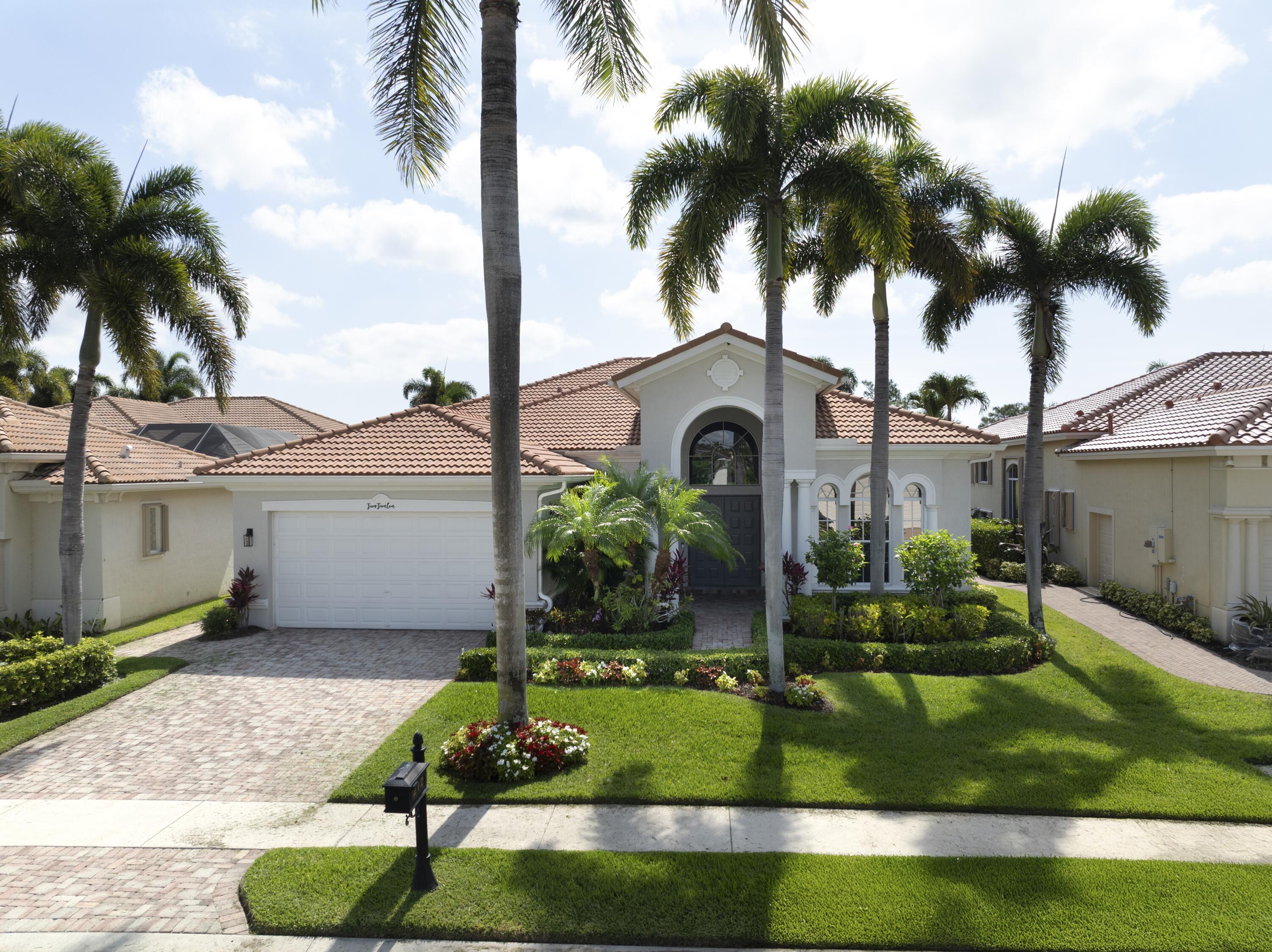 212 Montant Drive, Palm Beach Gardens, Palm Beach County, Florida - 3 Bedrooms  
4 Bathrooms - 