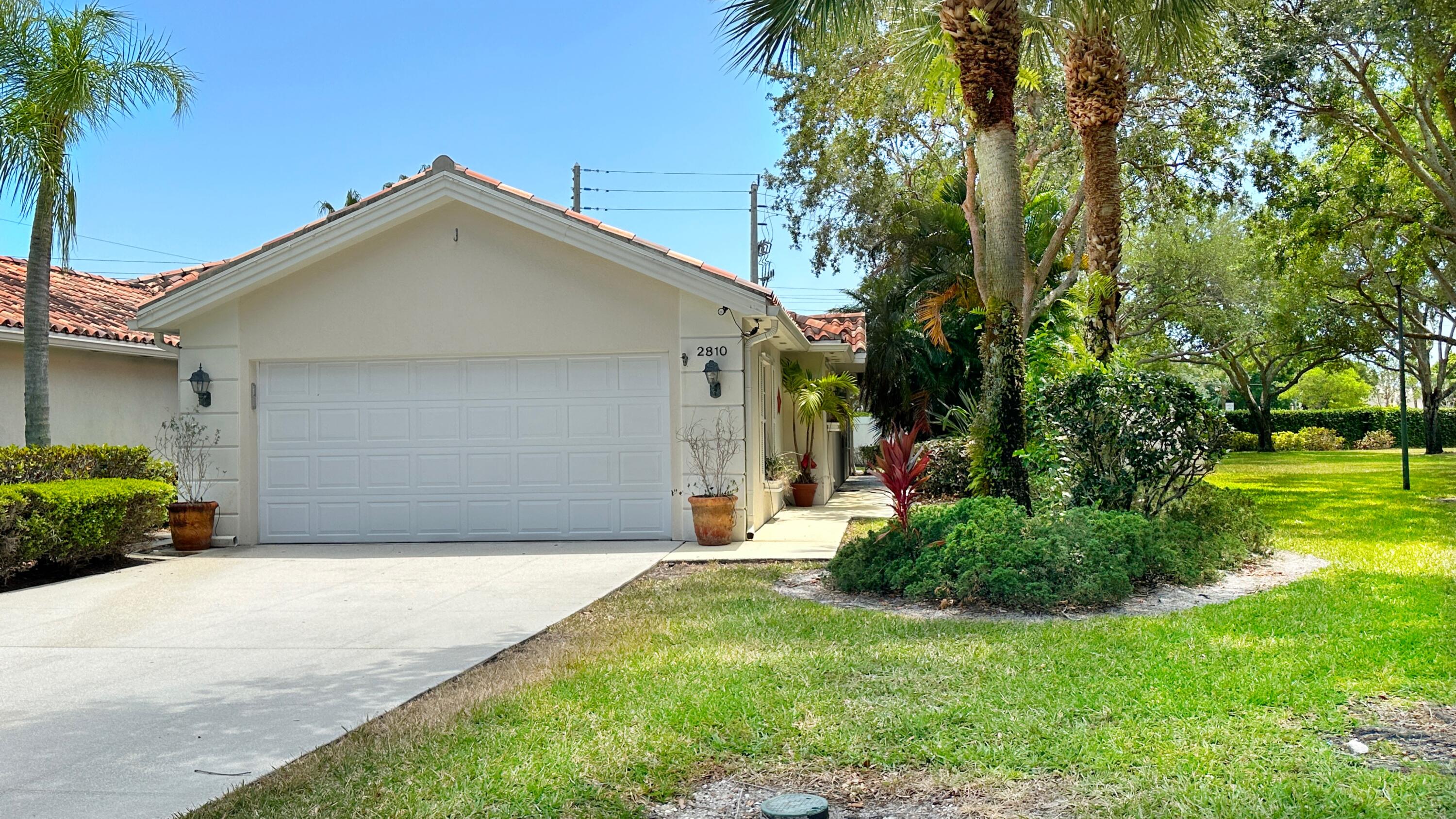 2810 White Trout Lane, West Palm Beach, Palm Beach County, Florida - 2 Bedrooms  
2 Bathrooms - 
