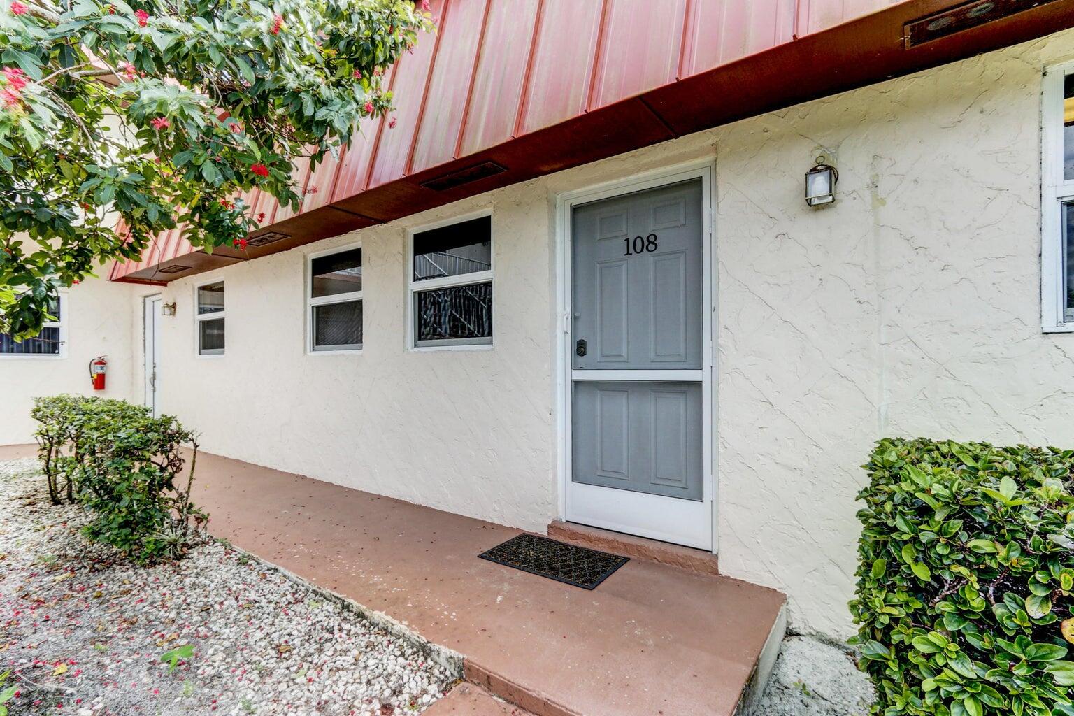Property for Sale at 12019 W Greenway Drive 108, Royal Palm Beach, Palm Beach County, Florida - Bedrooms: 1 
Bathrooms: 1.5  - $142,500