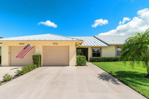 Photo of 7711 SE Sugar Sand Circle, Hobe Sound, FL 33455 (MLS # RX-11104060)