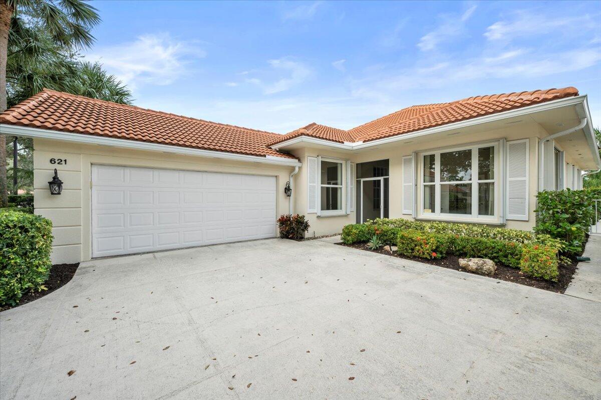 621 Rosa Court, Palm Beach Gardens, Palm Beach County, Florida - 3 Bedrooms  
2 Bathrooms - 