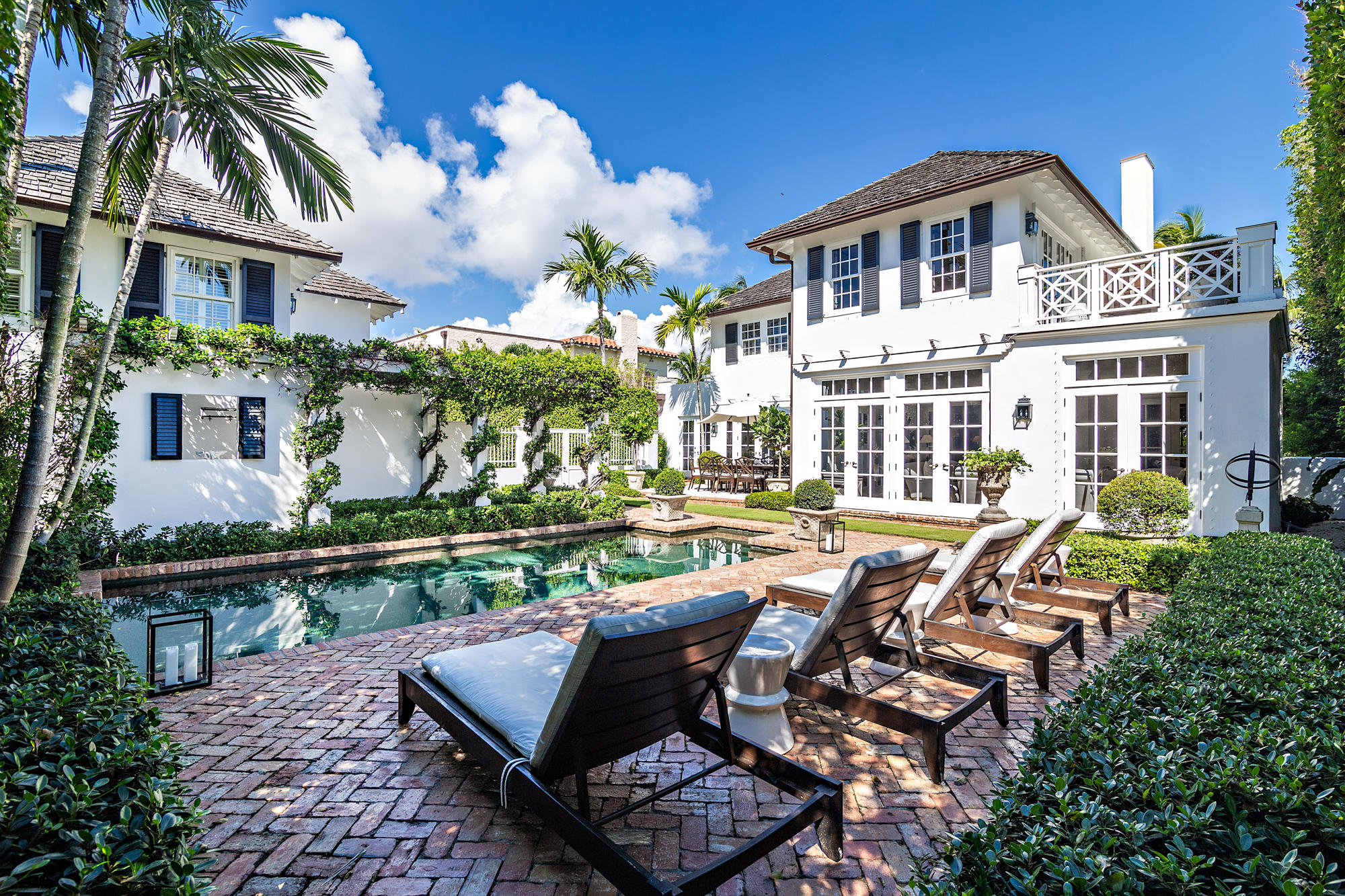 Photo 1 of 146 Seaspray Avenue, Palm Beach, Florida, $6,750,000, Web #: 10490036