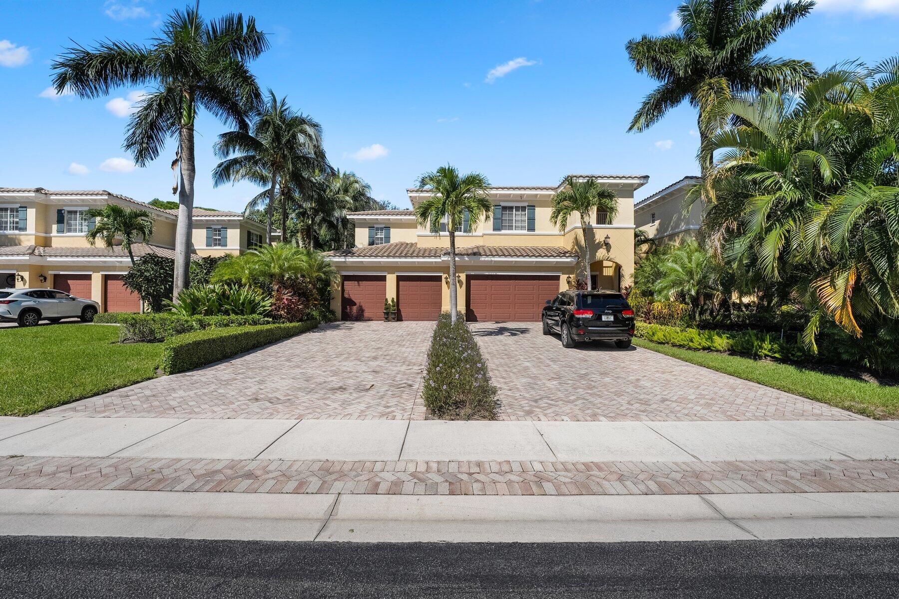 Property for Sale at 215 Maison Court, Palm Beach Gardens, Palm Beach County, Florida - Bedrooms: 2 
Bathrooms: 2.5  - $899,000