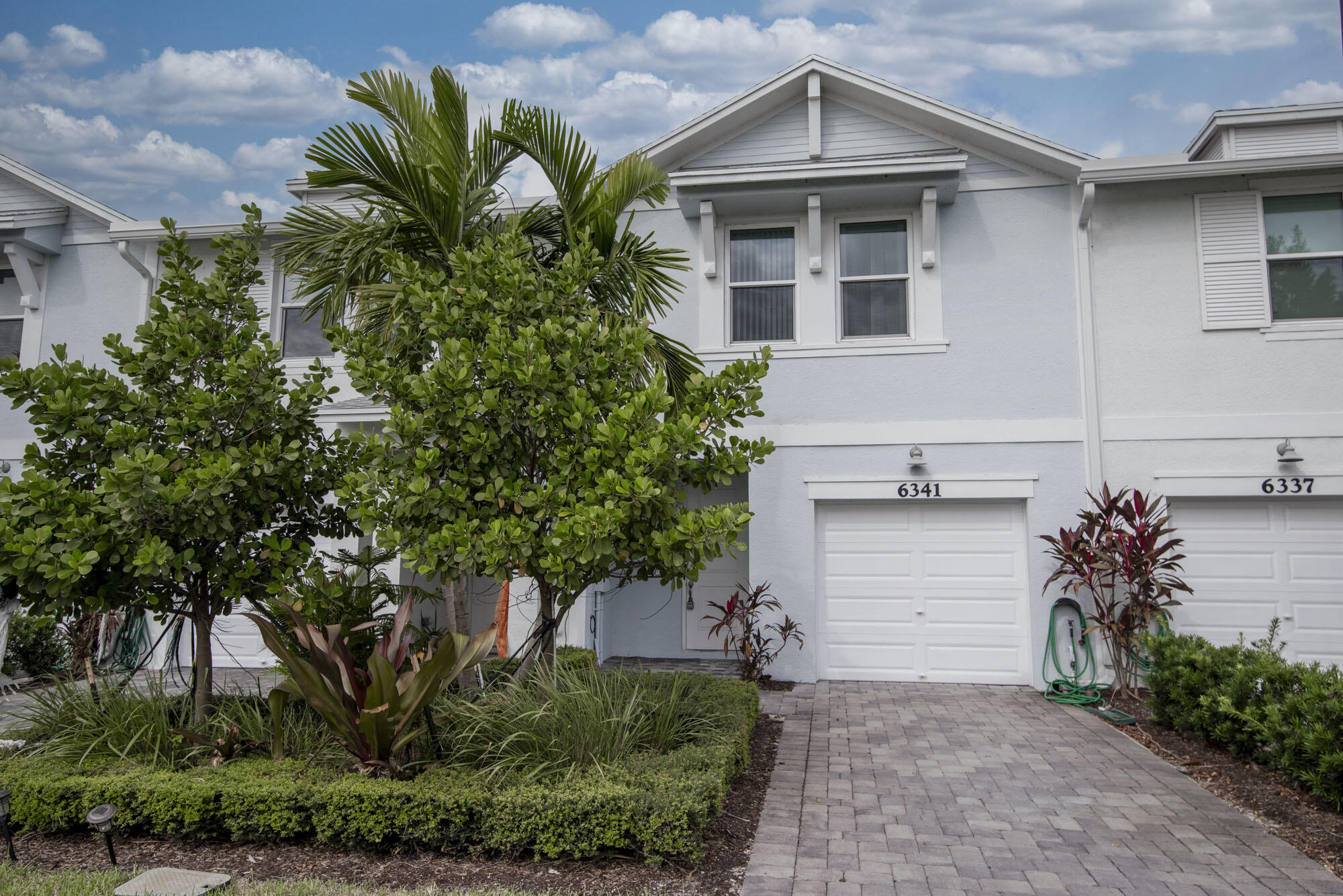 Property for Sale at 6341 Topsail Drive, West Palm Beach, Palm Beach County, Florida - Bedrooms: 3 
Bathrooms: 2.5  - $400,000