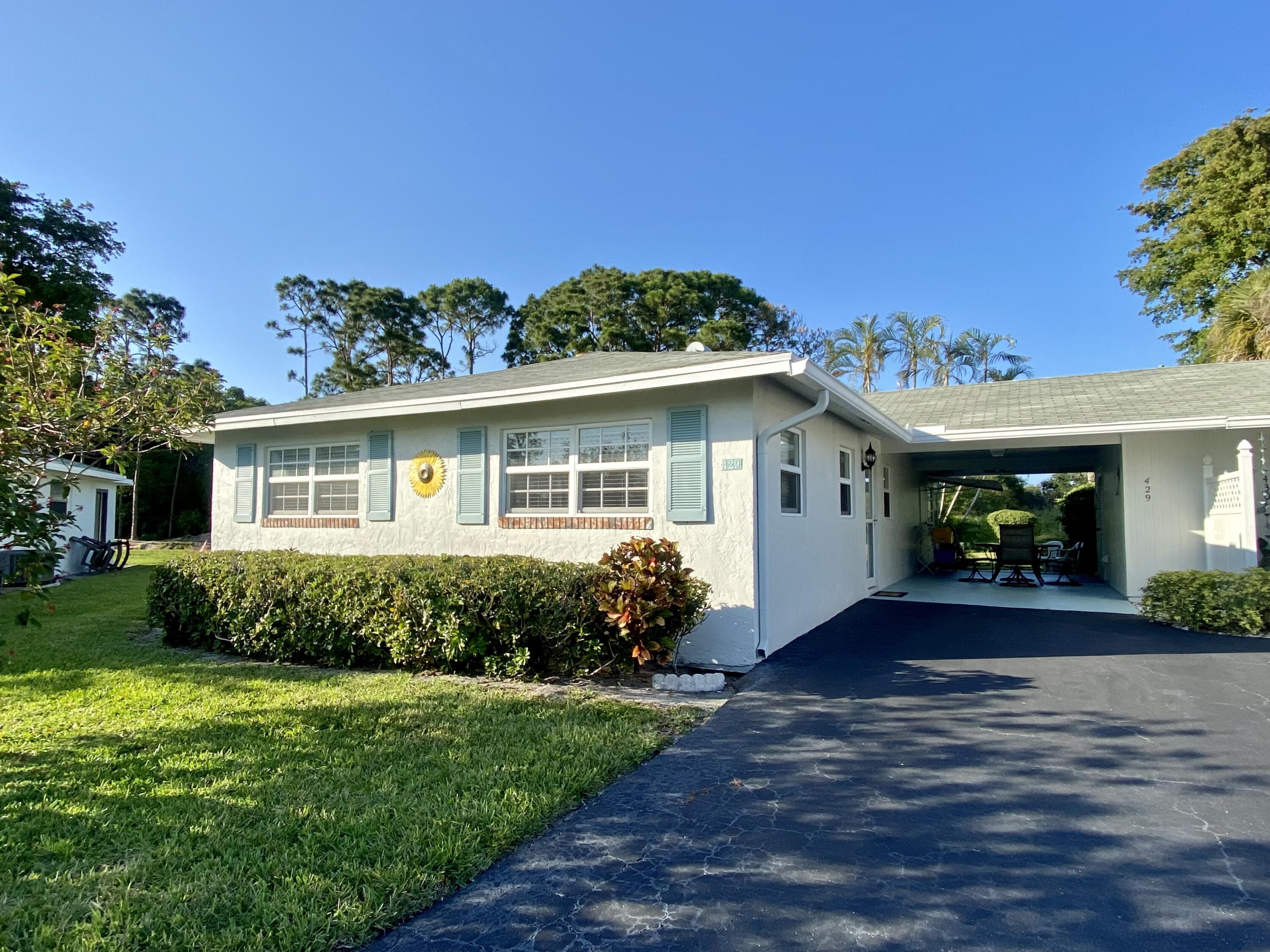 Property for Sale at 429 Bluebird Lane, Delray Beach, Palm Beach County, Florida - Bedrooms: 2 
Bathrooms: 2  - $300,000
