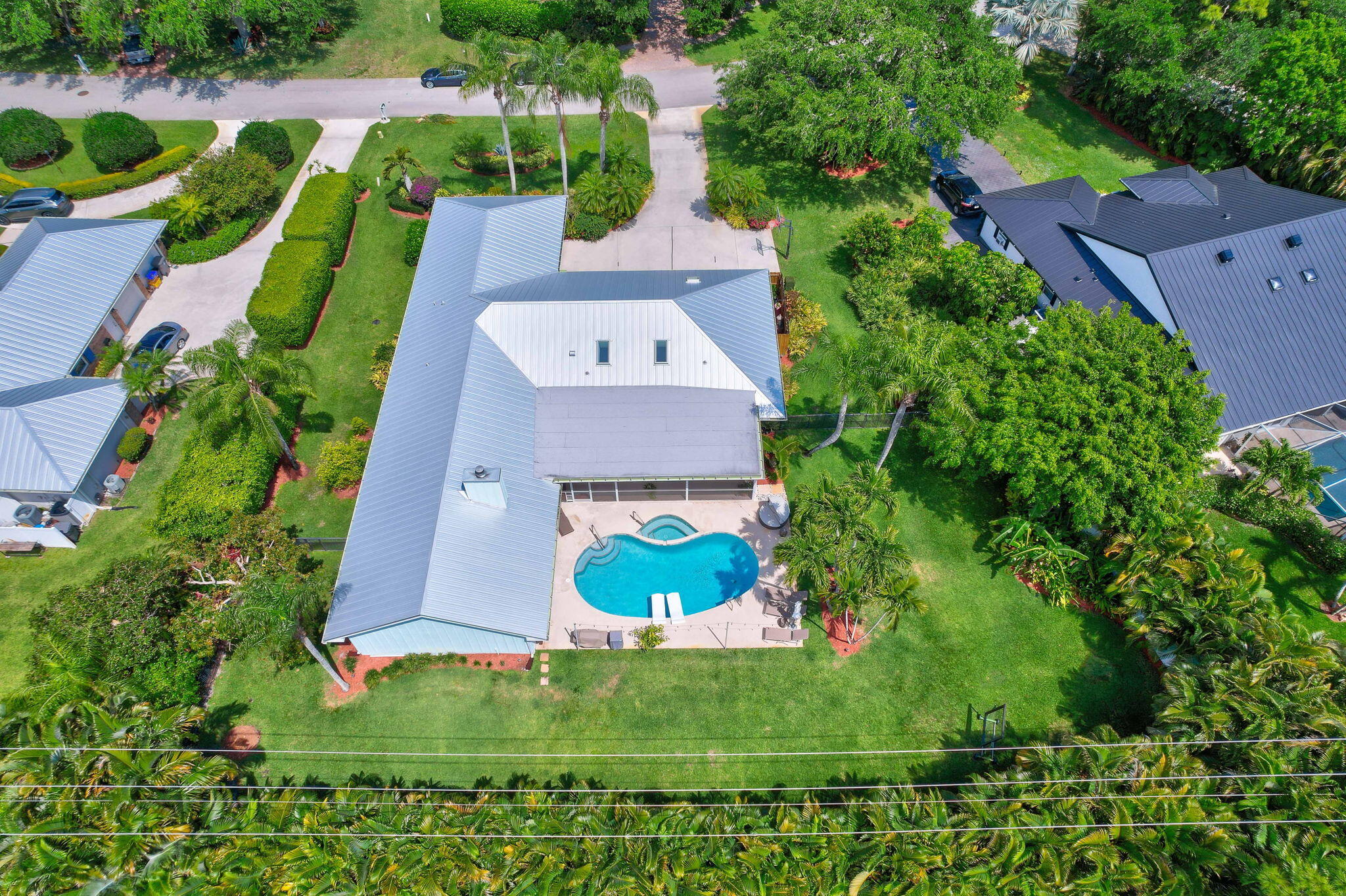 Property for Sale at 19570 Trails End Ter Terrace, Jupiter, Palm Beach County, Florida - Bedrooms: 4 
Bathrooms: 2.5  - $1,495,000
