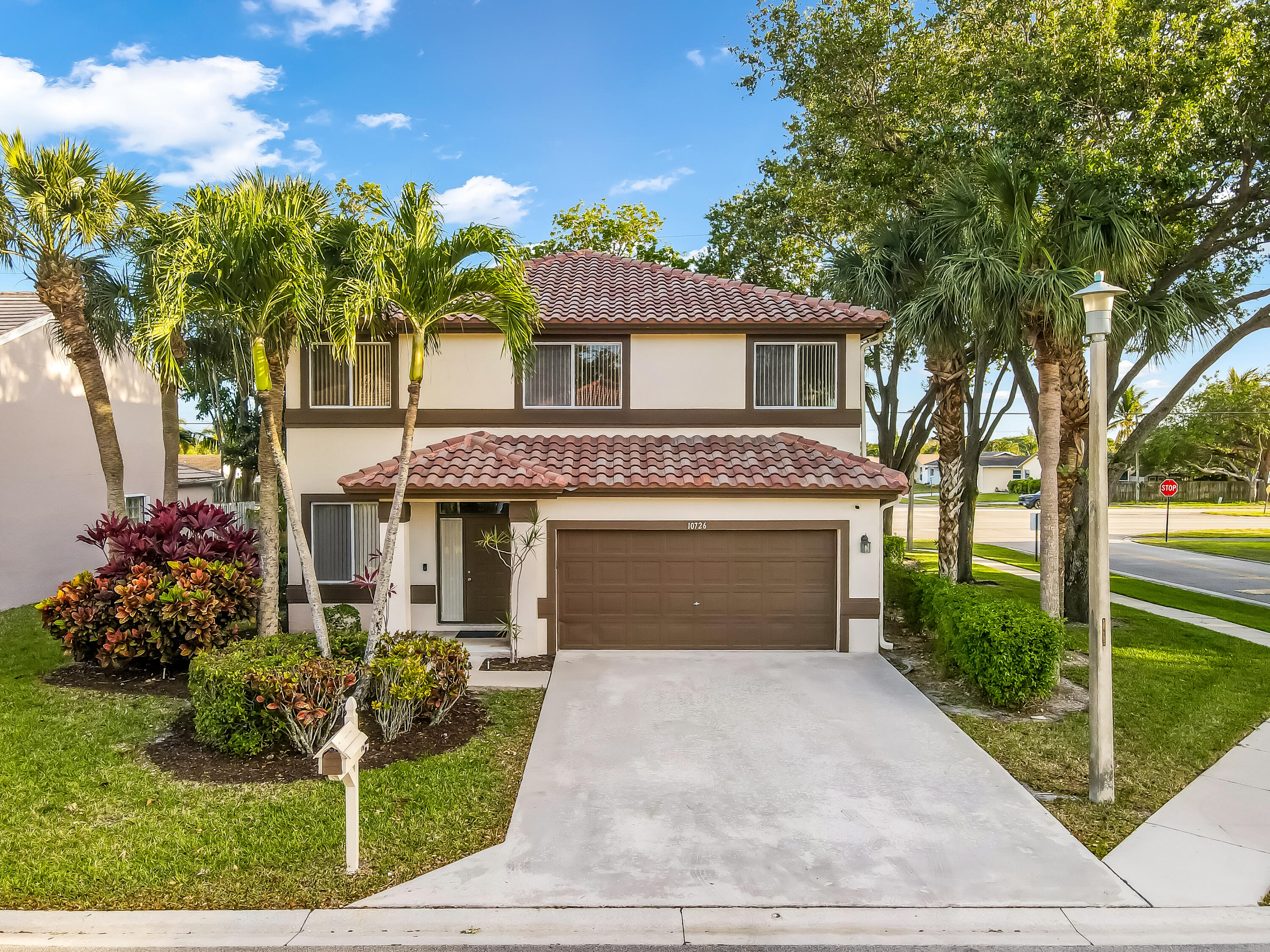 Property for Sale at 10726 Palm Spring Drive, Boca Raton, Palm Beach County, Florida - Bedrooms: 5 
Bathrooms: 2.5  - $795,000