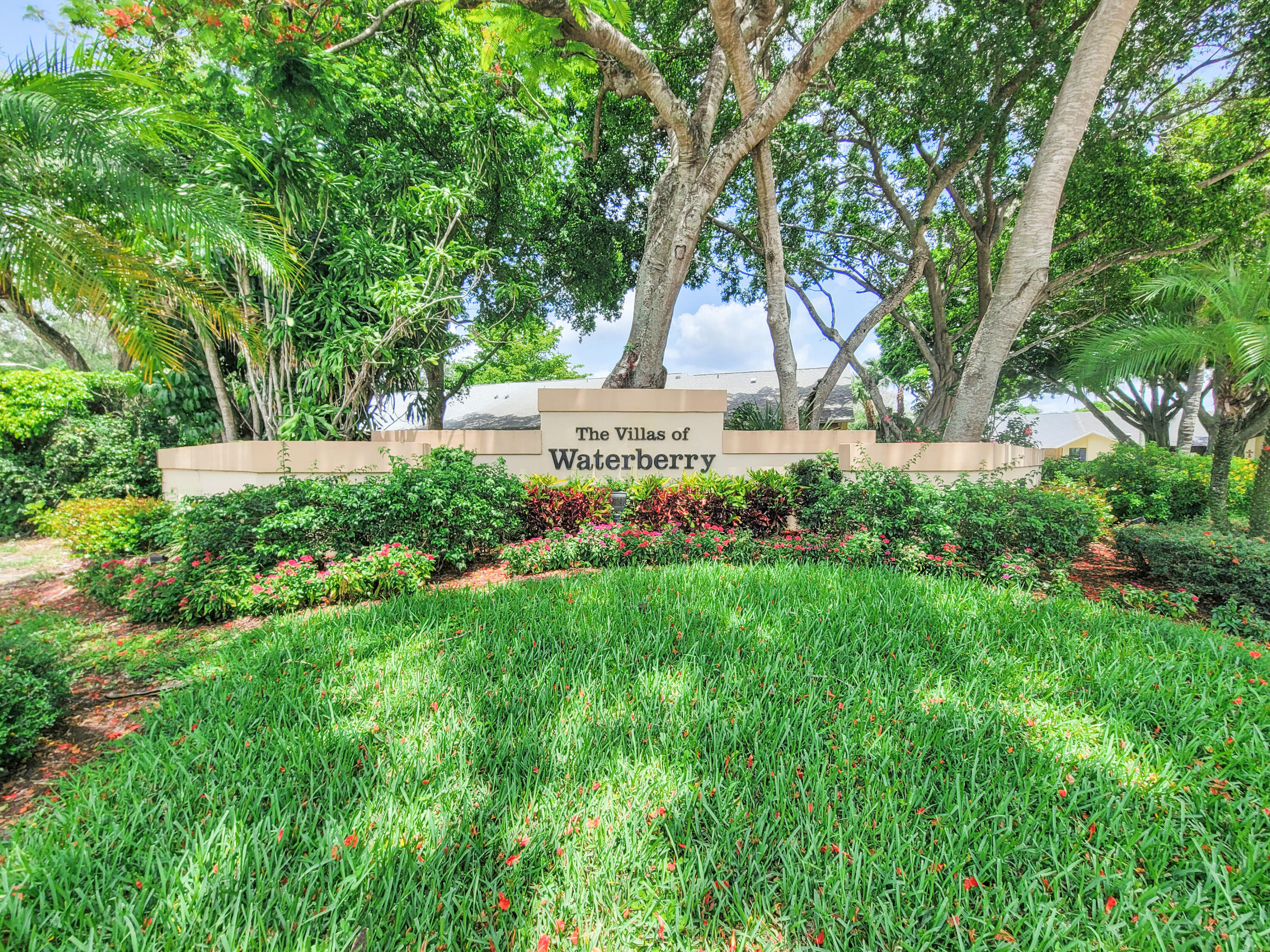 Property for Sale at 10900 Waterberry Court, Boca Raton, Palm Beach County, Florida - Bedrooms: 2 
Bathrooms: 2  - $319,000