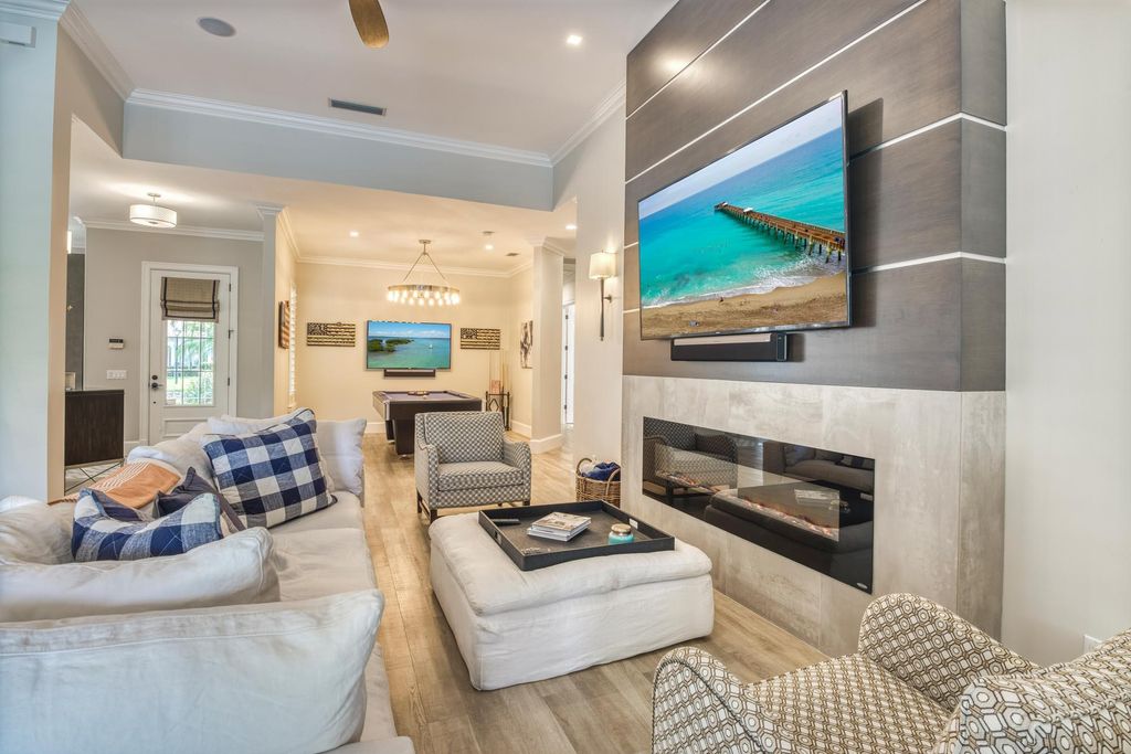 Photo of 201 Danube Way, Palm Beach Gardens, FL 33410 (MLS # RX-10927075)